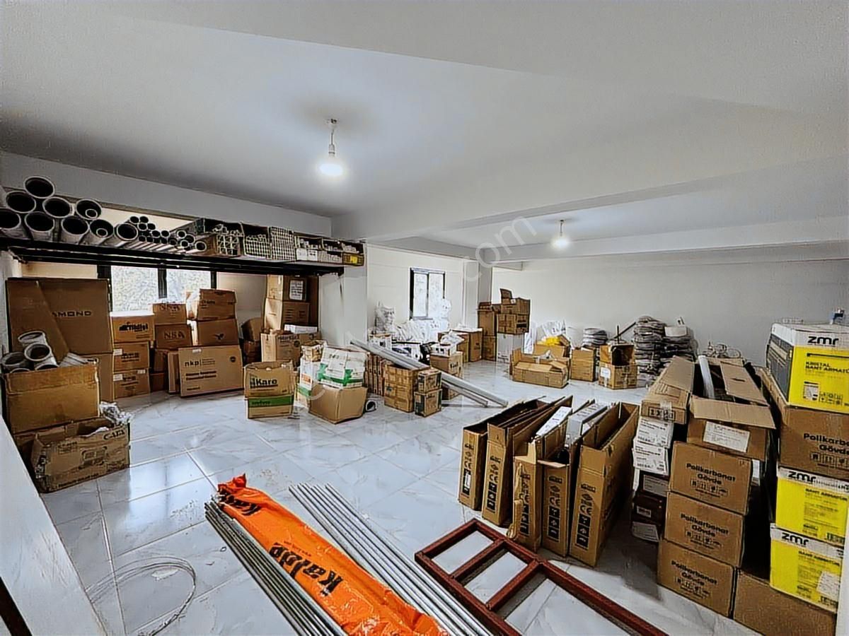 Remax Model'den Cadde Üzerinde Devren Kiralık Yapı Market - Görsel 4