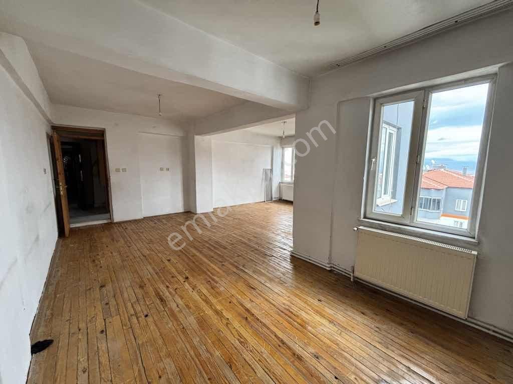 Remax Model Yenişehir Ar Konutları Sitesinde 2+1 Satılık Daire - Görsel 12