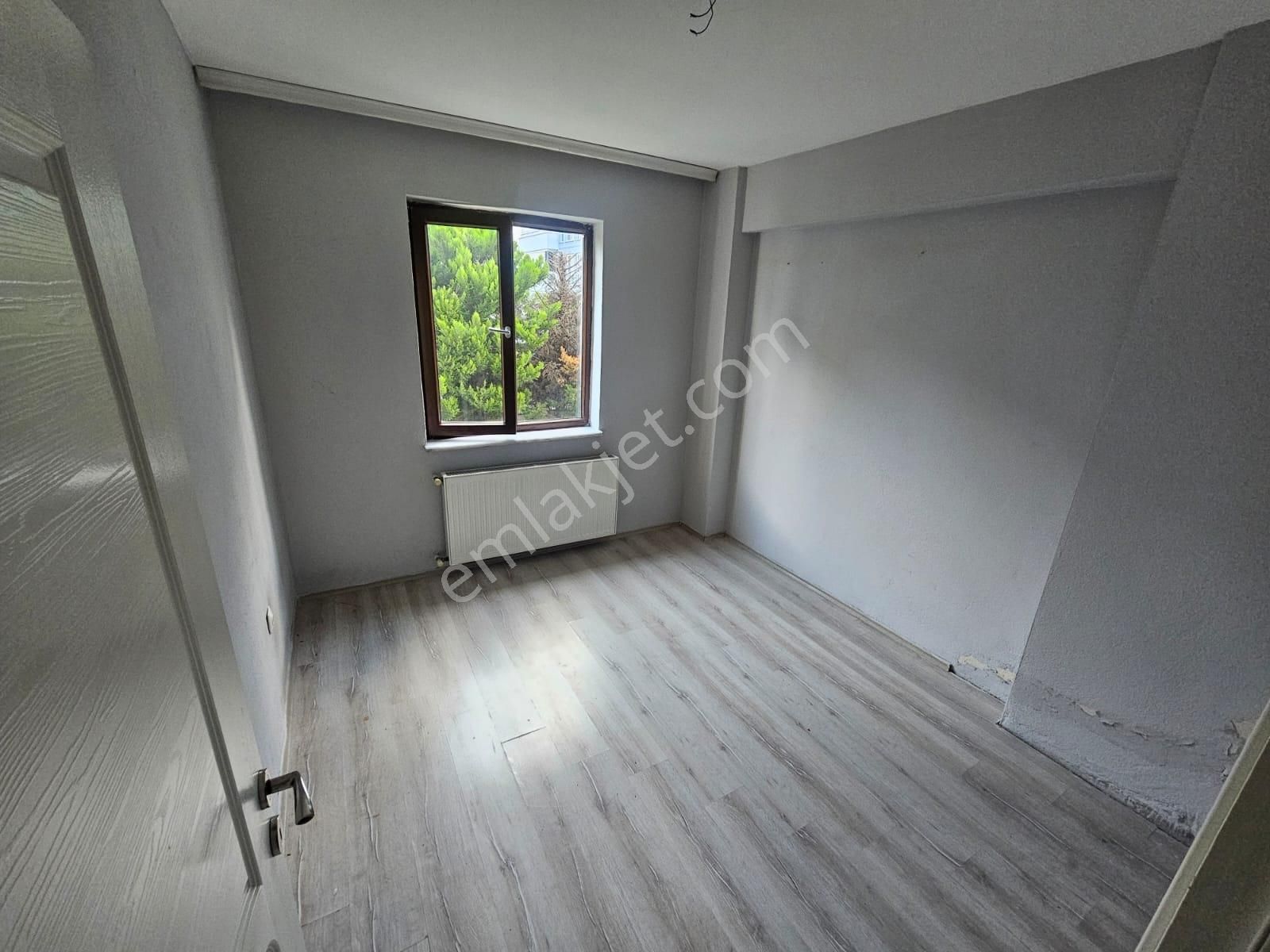 Yunuselinde Havuzlu Sitede Kiralık 2+1 Giriş Kat Daire - Görsel 13