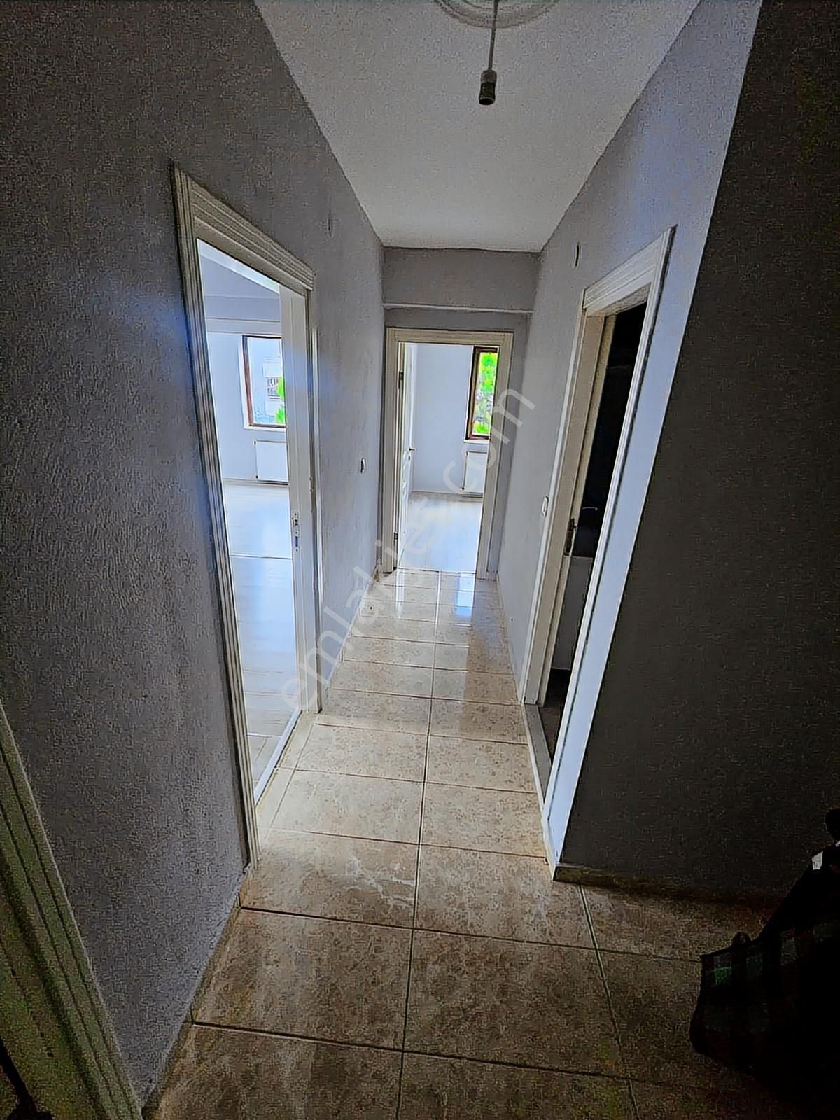 Yunuselinde Havuzlu Sitede Kiralık 2+1 Giriş Kat Daire - Görsel 6