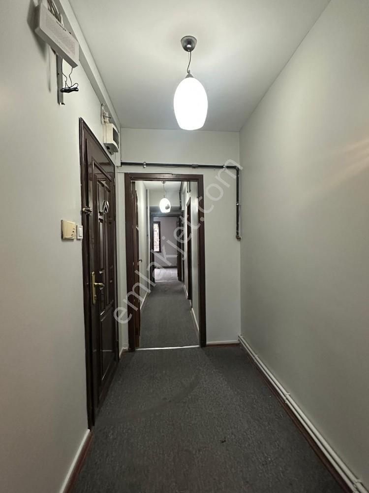 Kızıltoprak Bağdat Cad. Tabela Değeri Yüksek Kiralık 3+1 Ofis - Görsel 23