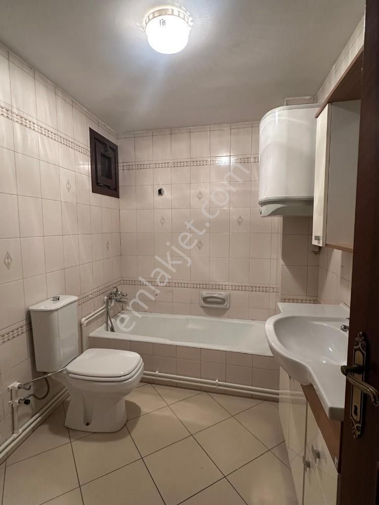 Kızıltoprak Bağdat Cad. Tabela Değeri Yüksek Kiralık 3+1 Ofis - Görsel 18