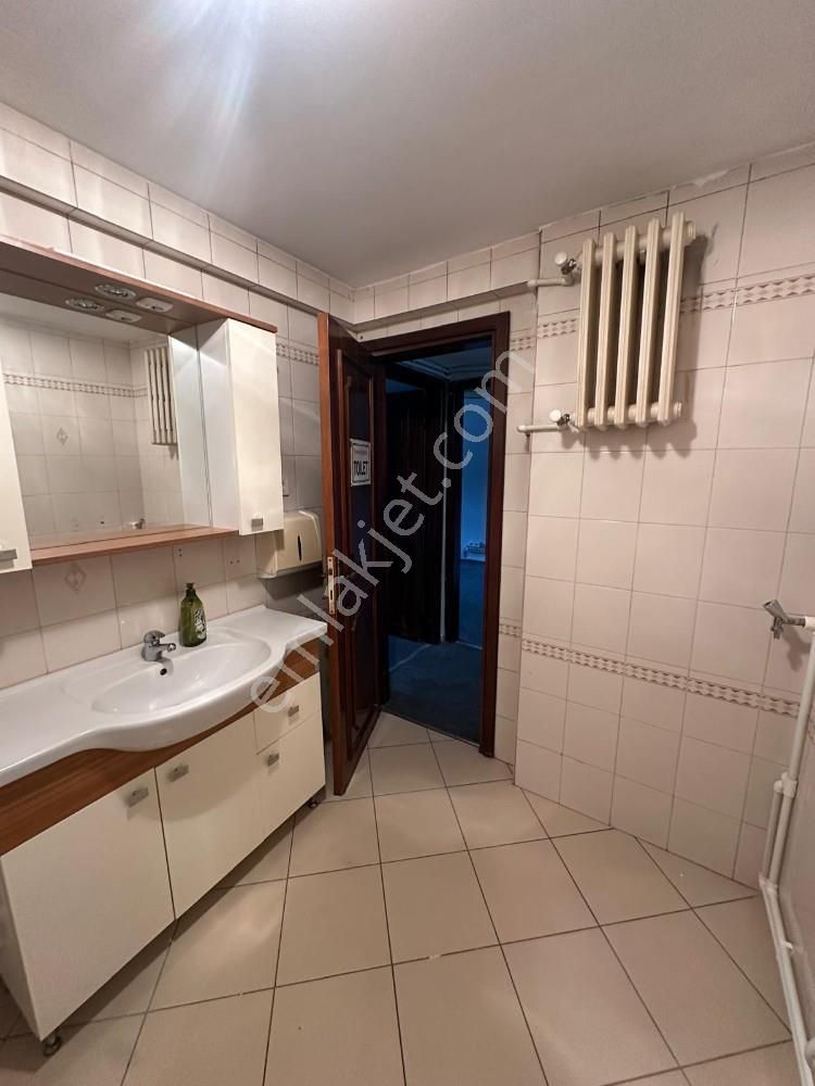 Kızıltoprak Bağdat Cad. Tabela Değeri Yüksek Kiralık 3+1 Ofis - Görsel 20