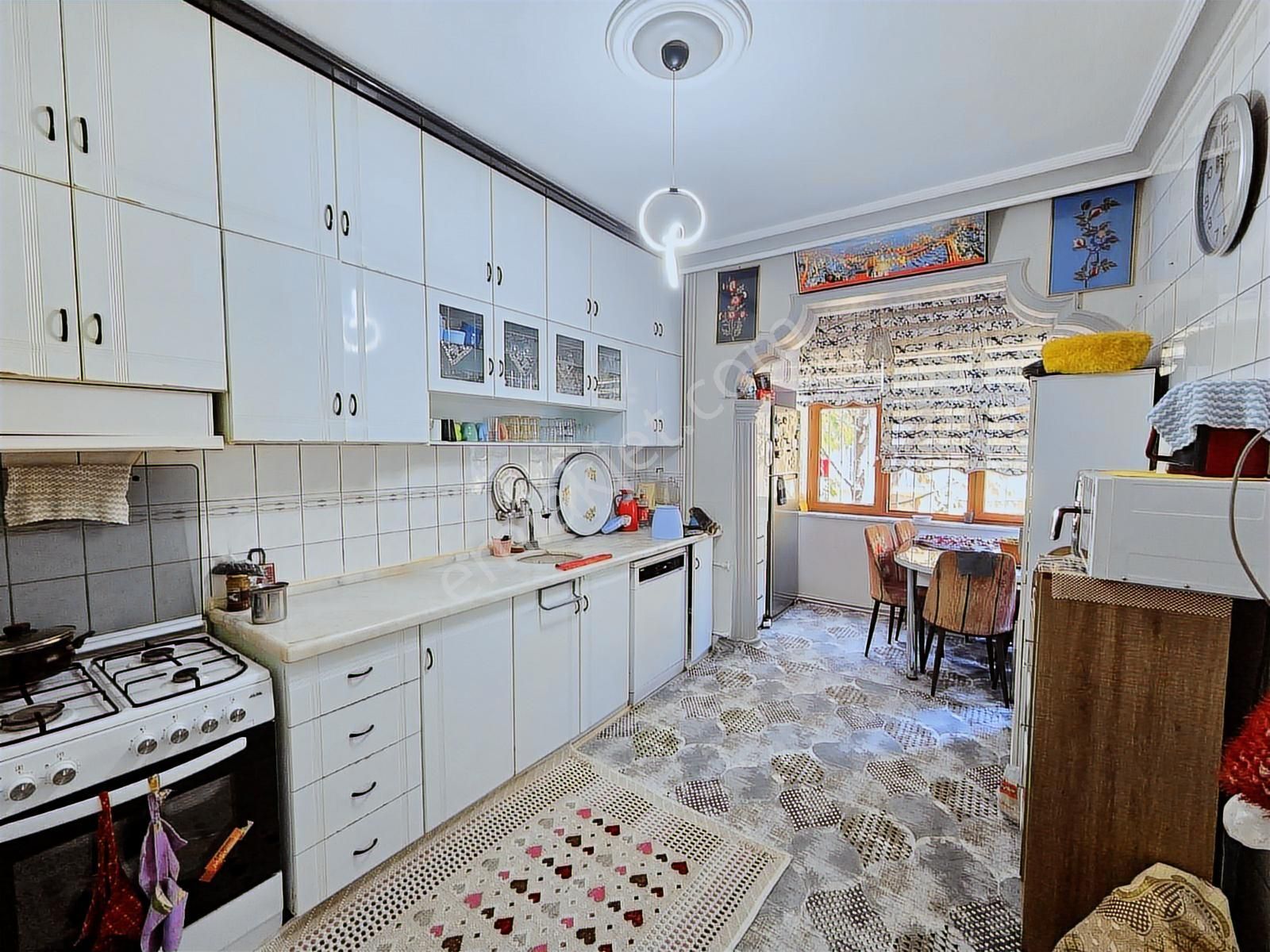 Emlakyaptan Dumlupınar Mah. 5+1 Satılık Bahçeli Müstakil Ev - Görsel 2