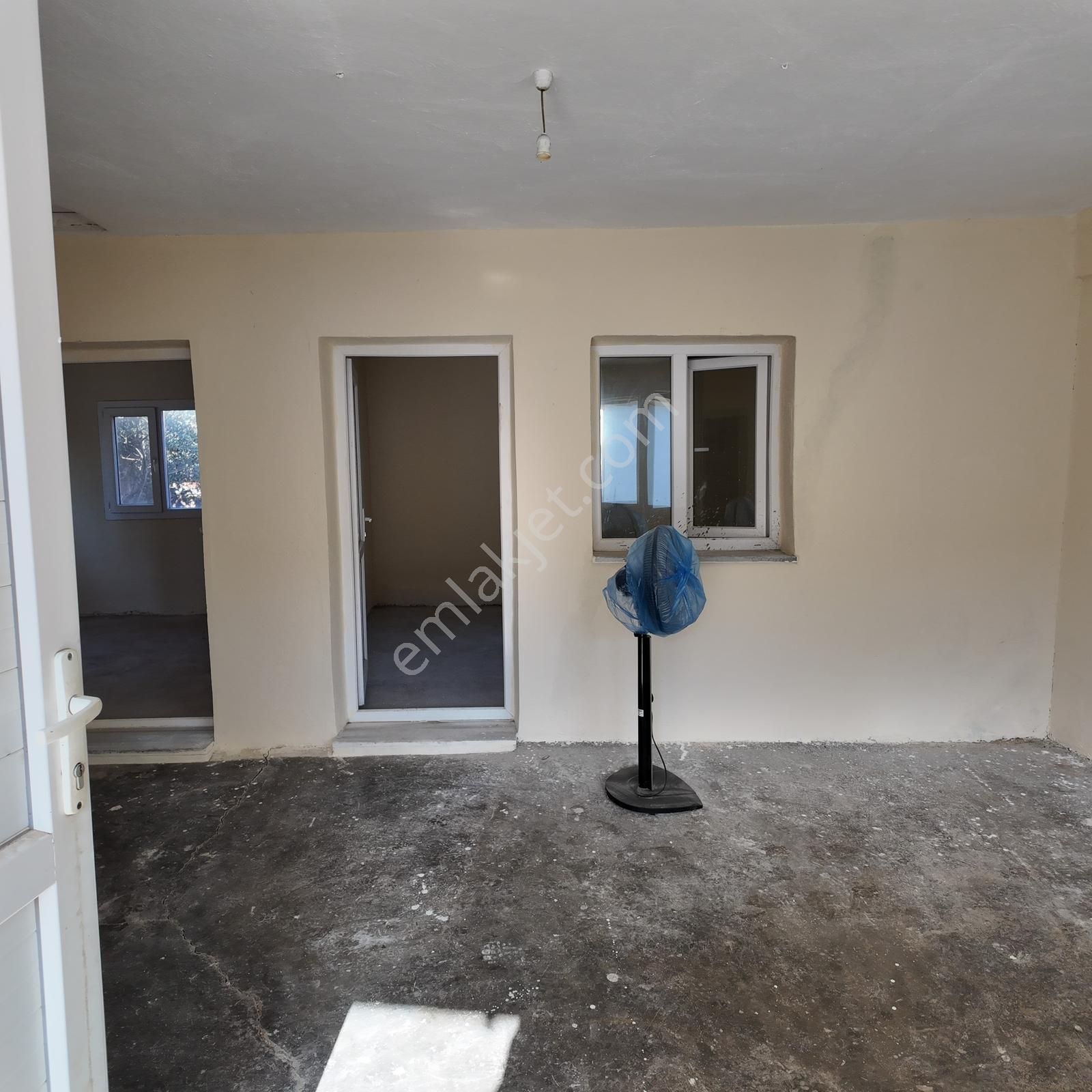 Doğuca Mahallesi Köy İçi Konumlu Köşe Parselde Müstakil Ev - Görsel 11