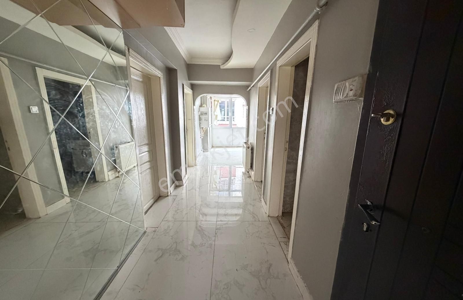 New Kent'den Sincan Pınarbaşı Mh Ara Katta 3+1 Full Yapılı Daire - Görsel 7