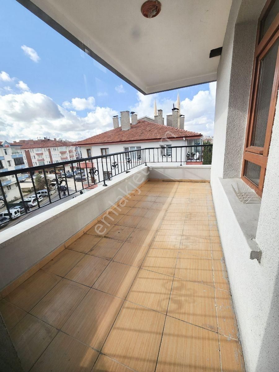 Köroğlu Park Yakını Tam Güney Cephe Masrafsız Daire - Görsel 23