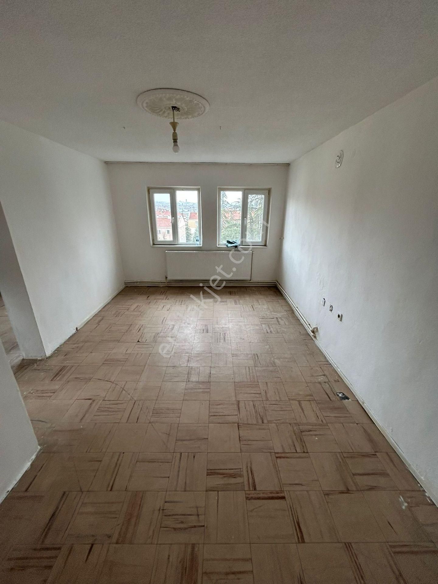 Koza Emlak'tan Tandoğan Mahalesinde Ara Katta Kelepir Satılık Dairee - Görsel 18