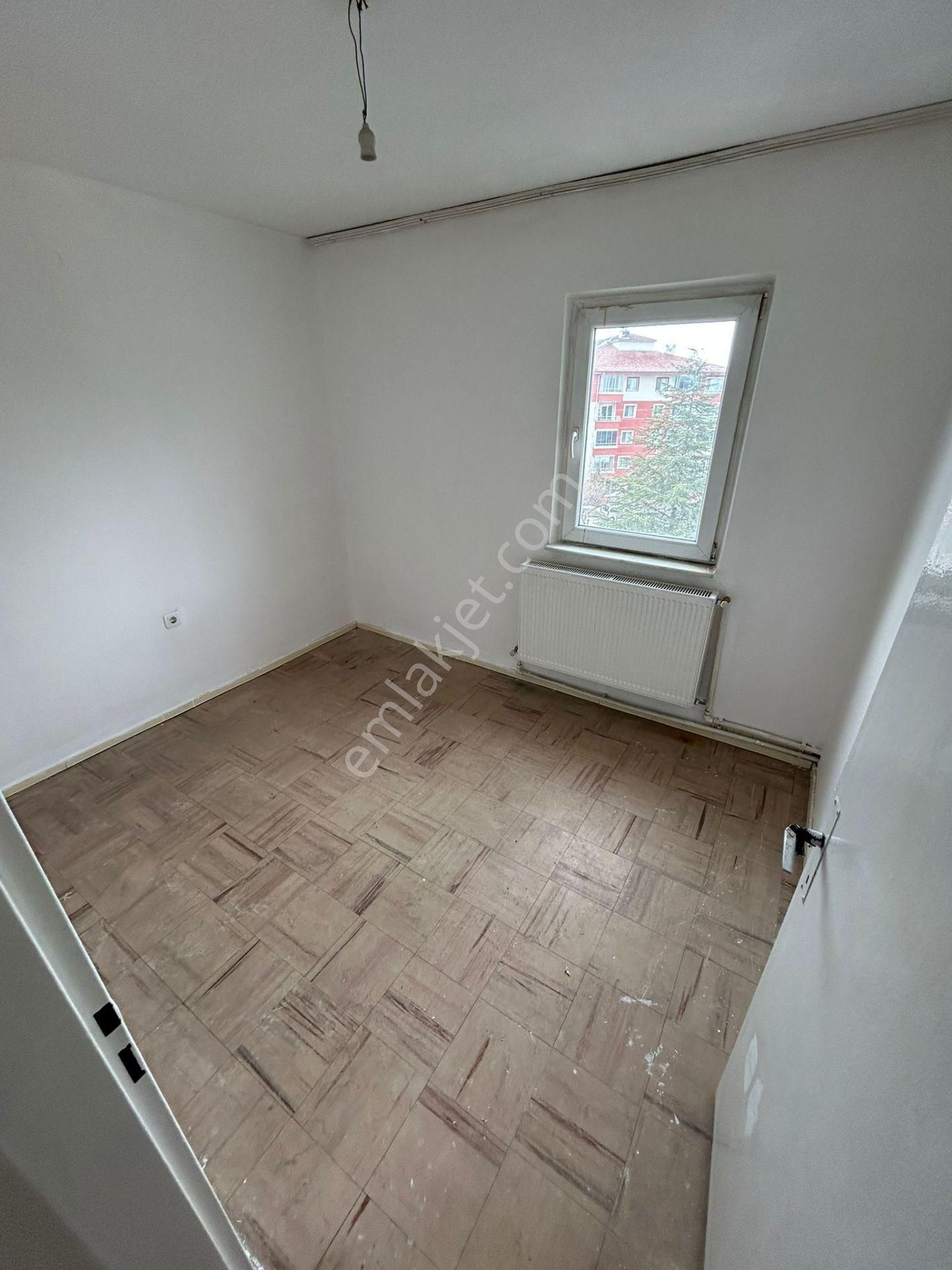 Koza Emlak'tan Tandoğan Mahalesinde Ara Katta Kelepir Satılık Dairee - Görsel 25