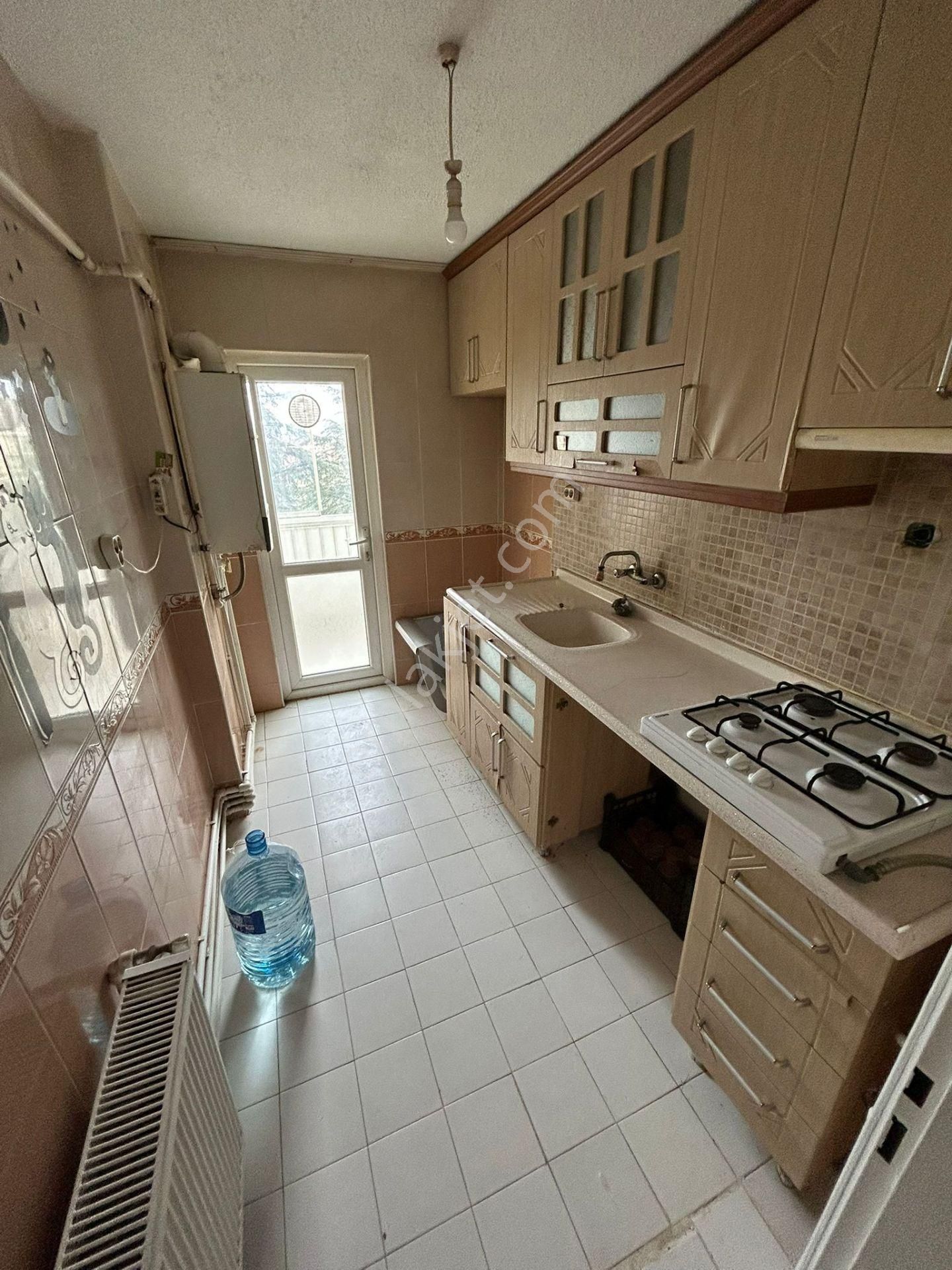 Koza Emlak'tan Tandoğan Mahalesinde Ara Katta Kelepir Satılık Dairee - Görsel 3