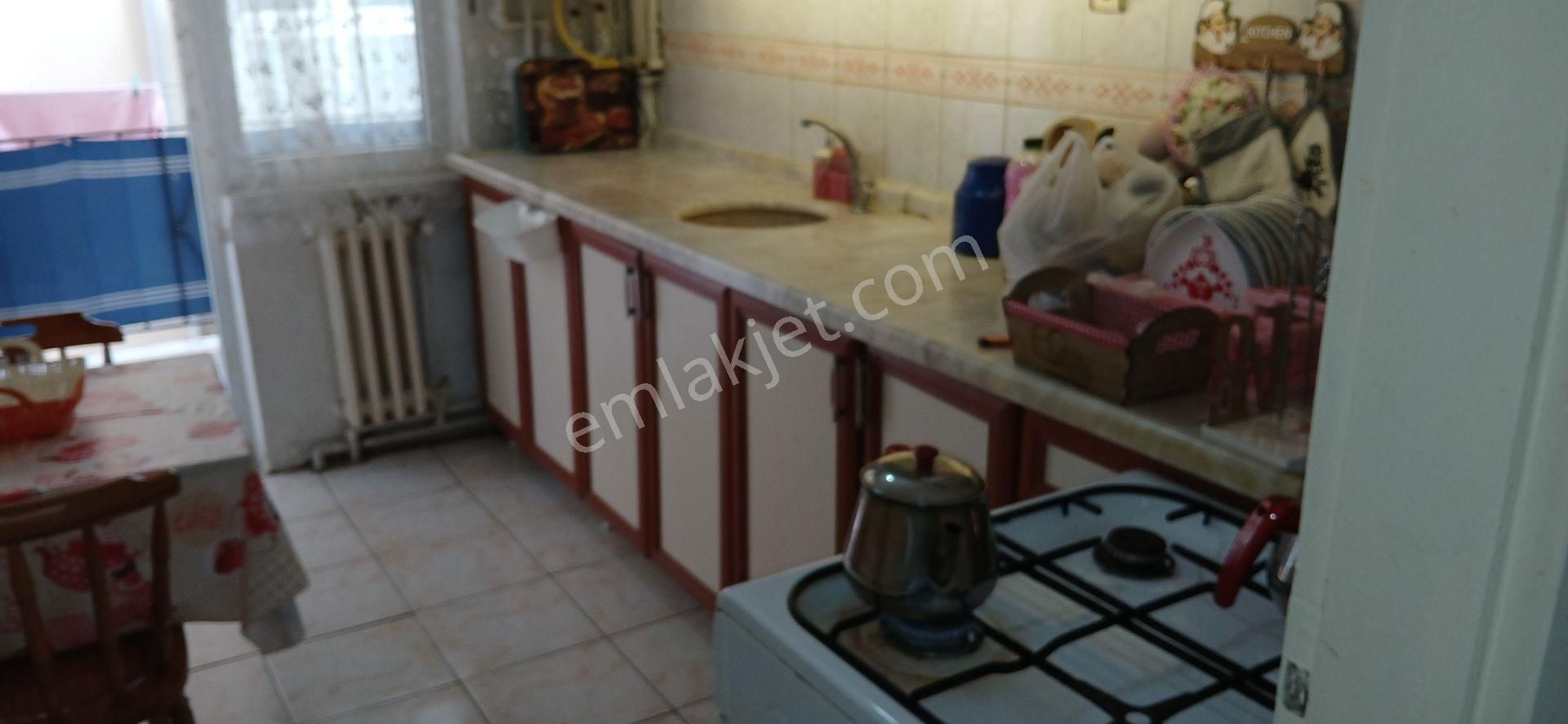 Demet'te Konaklı'dan 3+1 Sln.bğmsz.2.kat Kombili Çift Asansörlü Mantolamalı Hst.metro Ykn.güneşli - Görsel 20