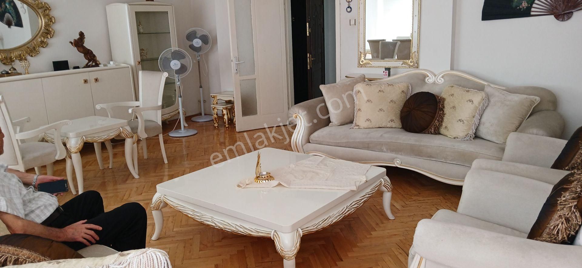 Demet'te Konaklı'dan 3+1 Sln.bğmsz.2.kat Kombili Çift Asansörlü Mantolamalı Hst.metro Ykn.güneşli - Görsel 4