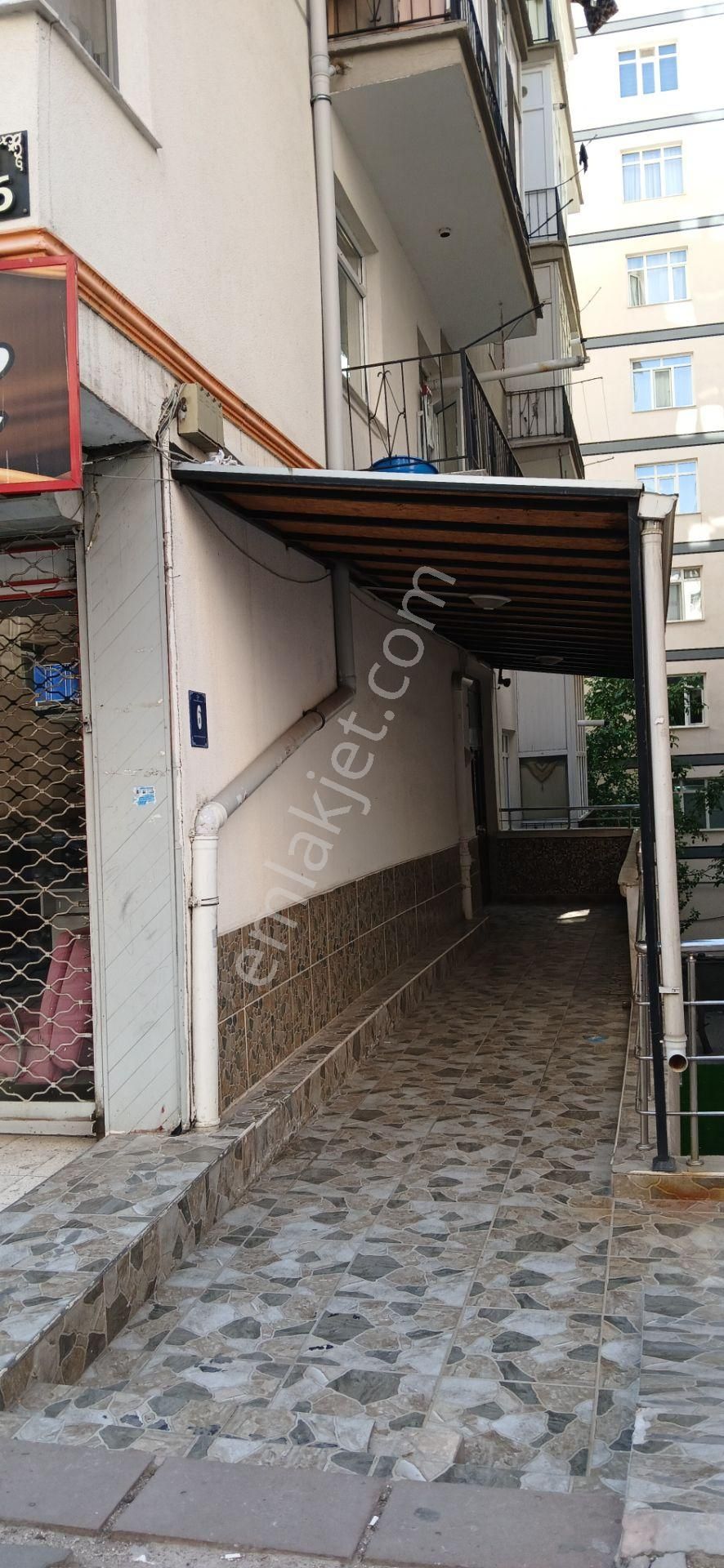 Demet'te Konaklı'dan 3+1 Sln.bğmsz.2.kat Kombili Çift Asansörlü Mantolamalı Hst.metro Ykn.güneşli - Görsel 24