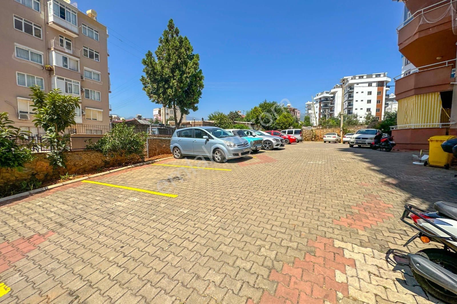 Alanya Tosmur Mnahallesinde Lüks Eşyalı Deniz Manzaralı 2+1 Satılık Daire - Görsel 4