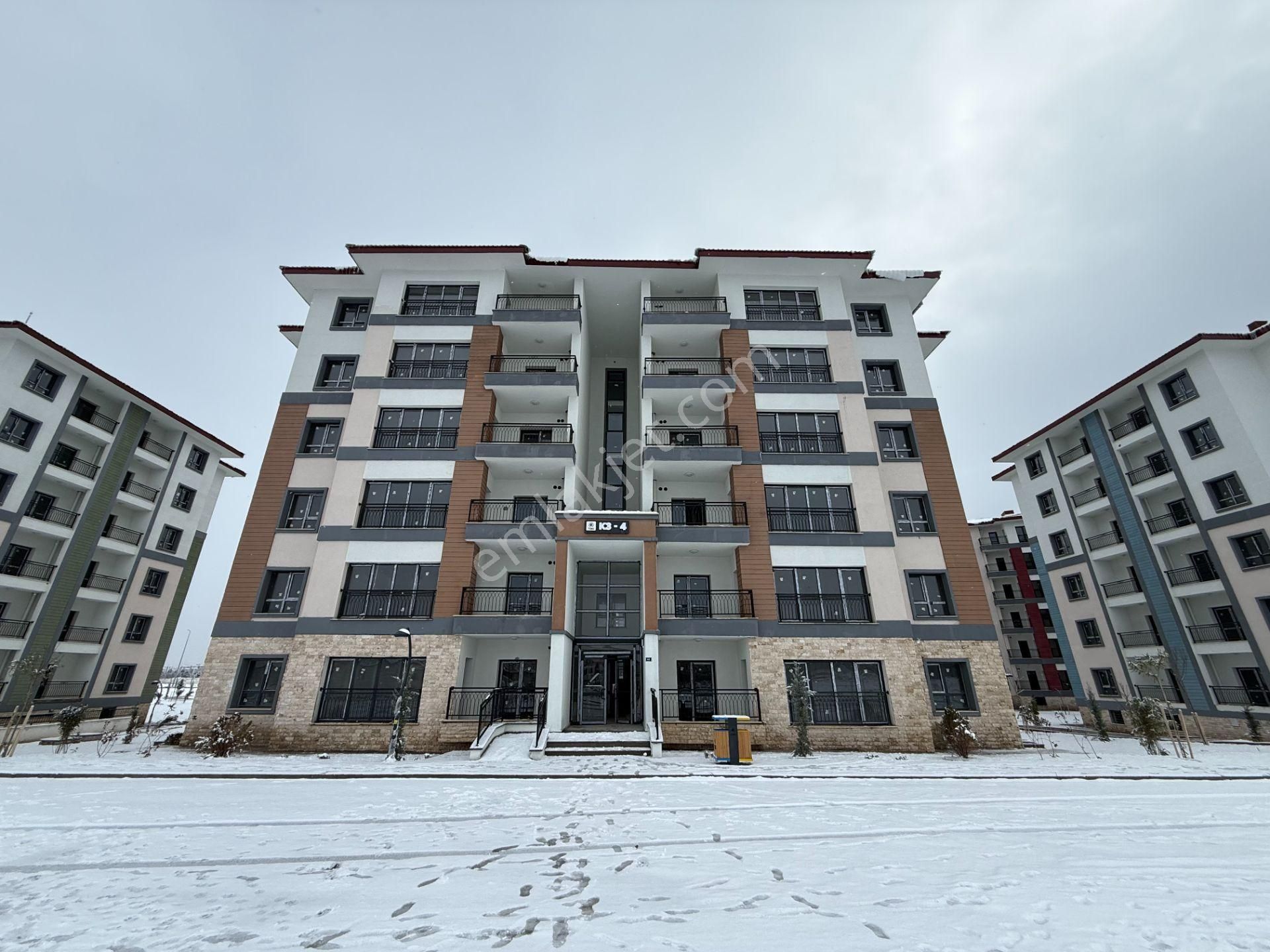 Global Emlak Oruçreis Toki'de Satılık 132'lik Sıfır Daire