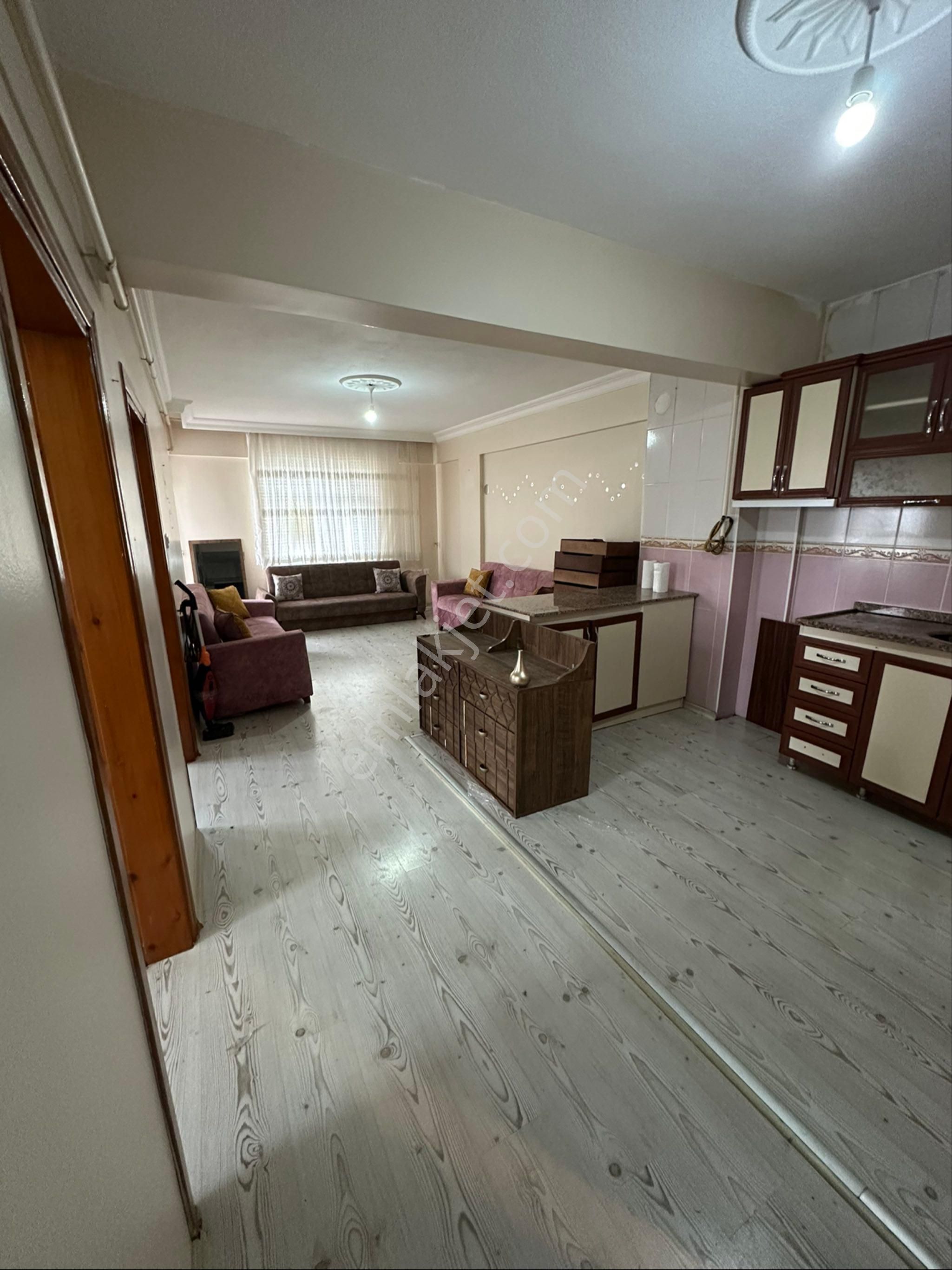 Kapaklı Mevlana Mah 2kat Kısmi Eşyalı Ön Cephe - Görsel 2