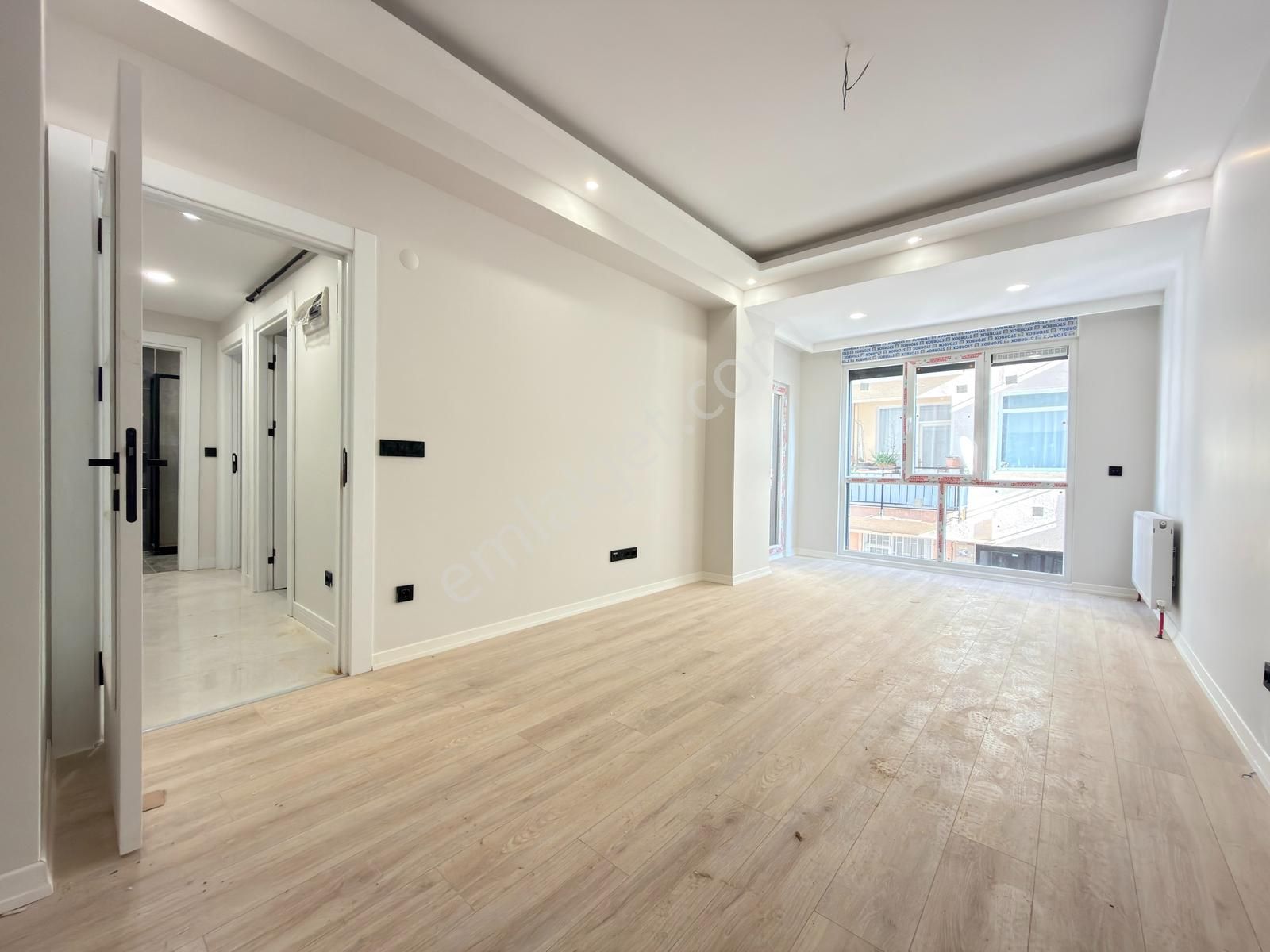 █ Konfor █ Altıntepe Minibüse Yakın Ara Katta Sıfır 2+1