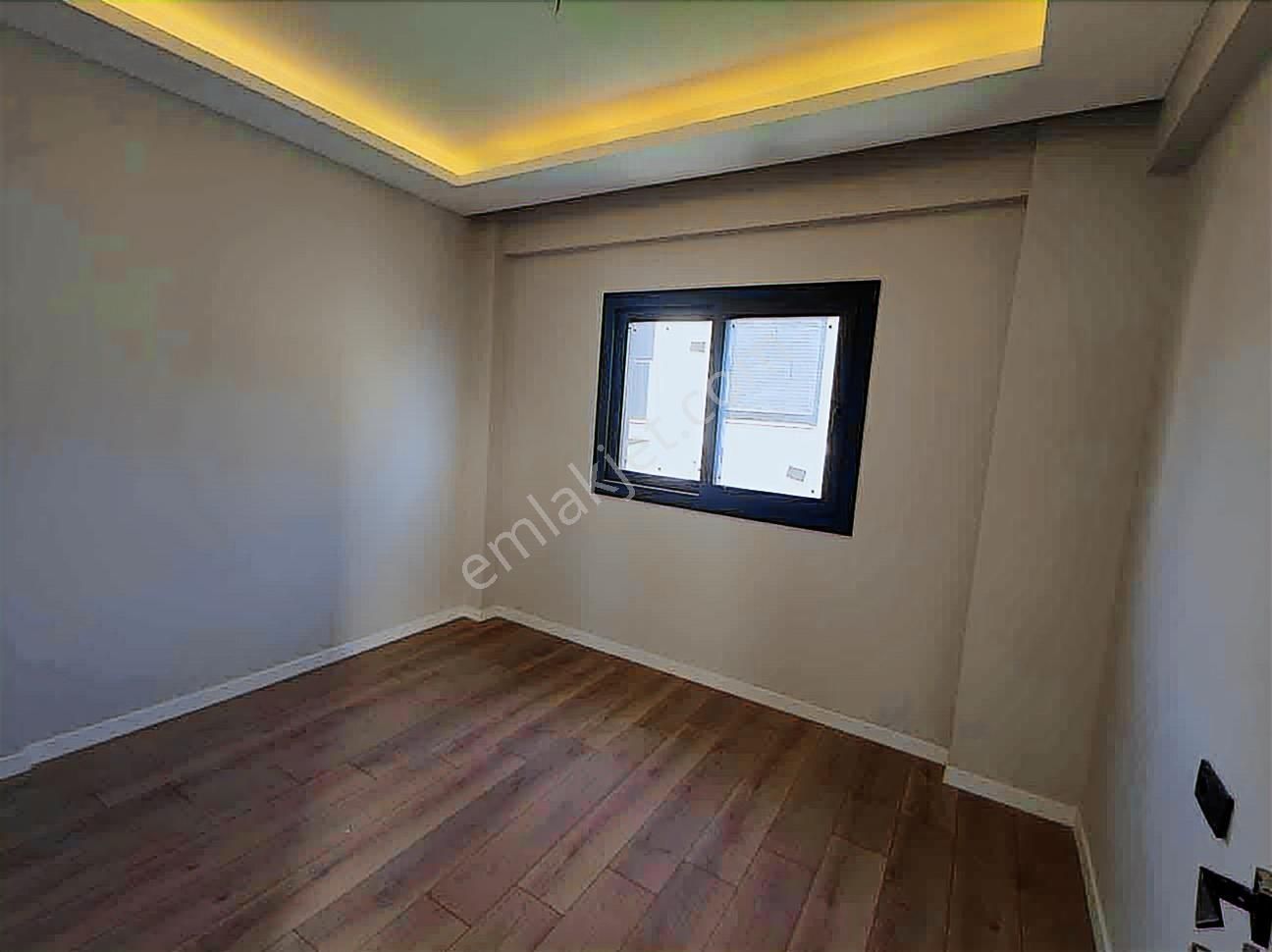 Qzen Gayrimenkul'den Barbaros Mahallesinde 3+1 Havuzlu Villa - Görsel 23