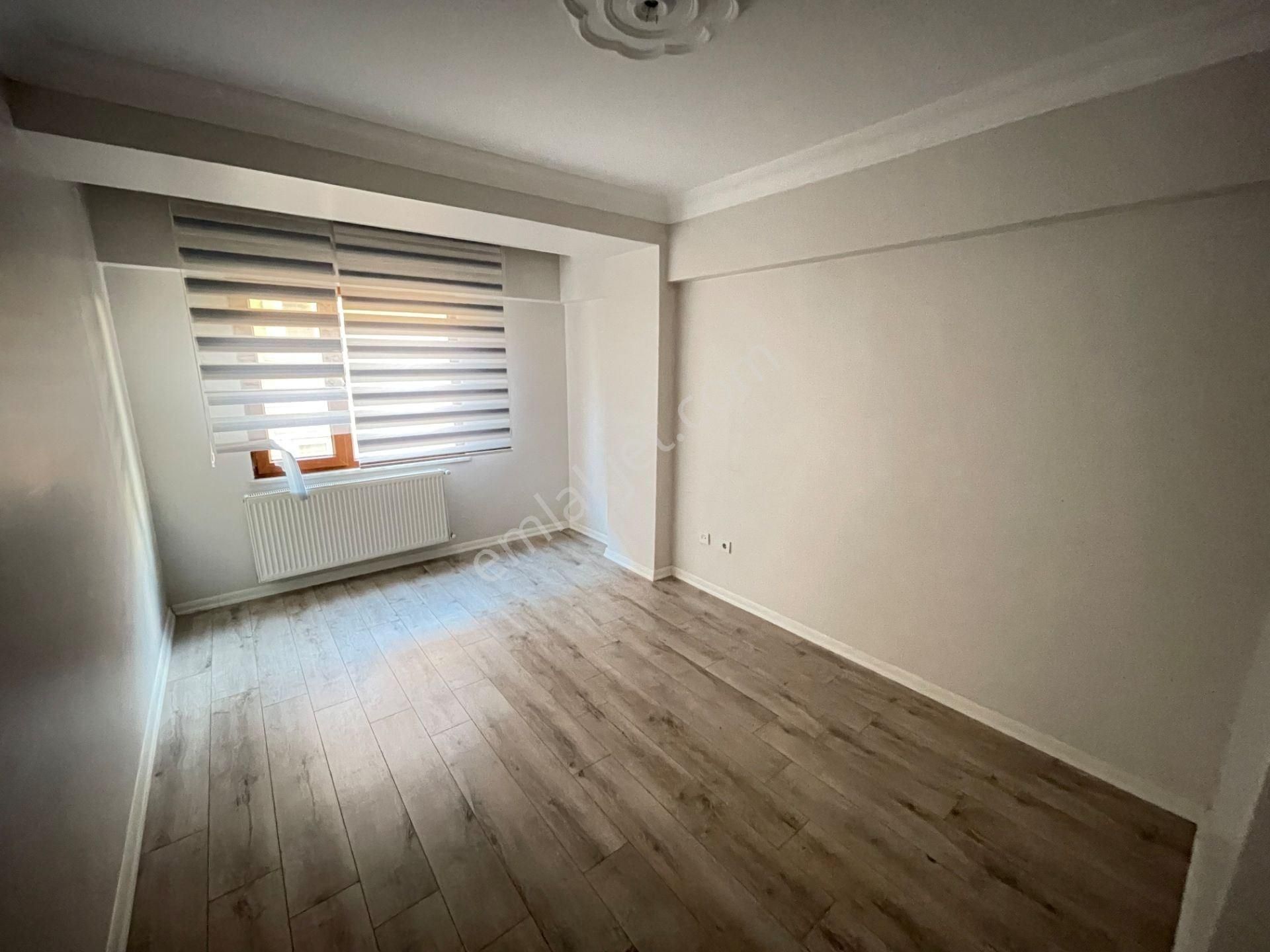 İnönü Mah.'de Okula, Toplu Taşımaya, Metroya, Üniversitelere Yakın, 2 Banyolu 3+1kiralık - Görsel 15