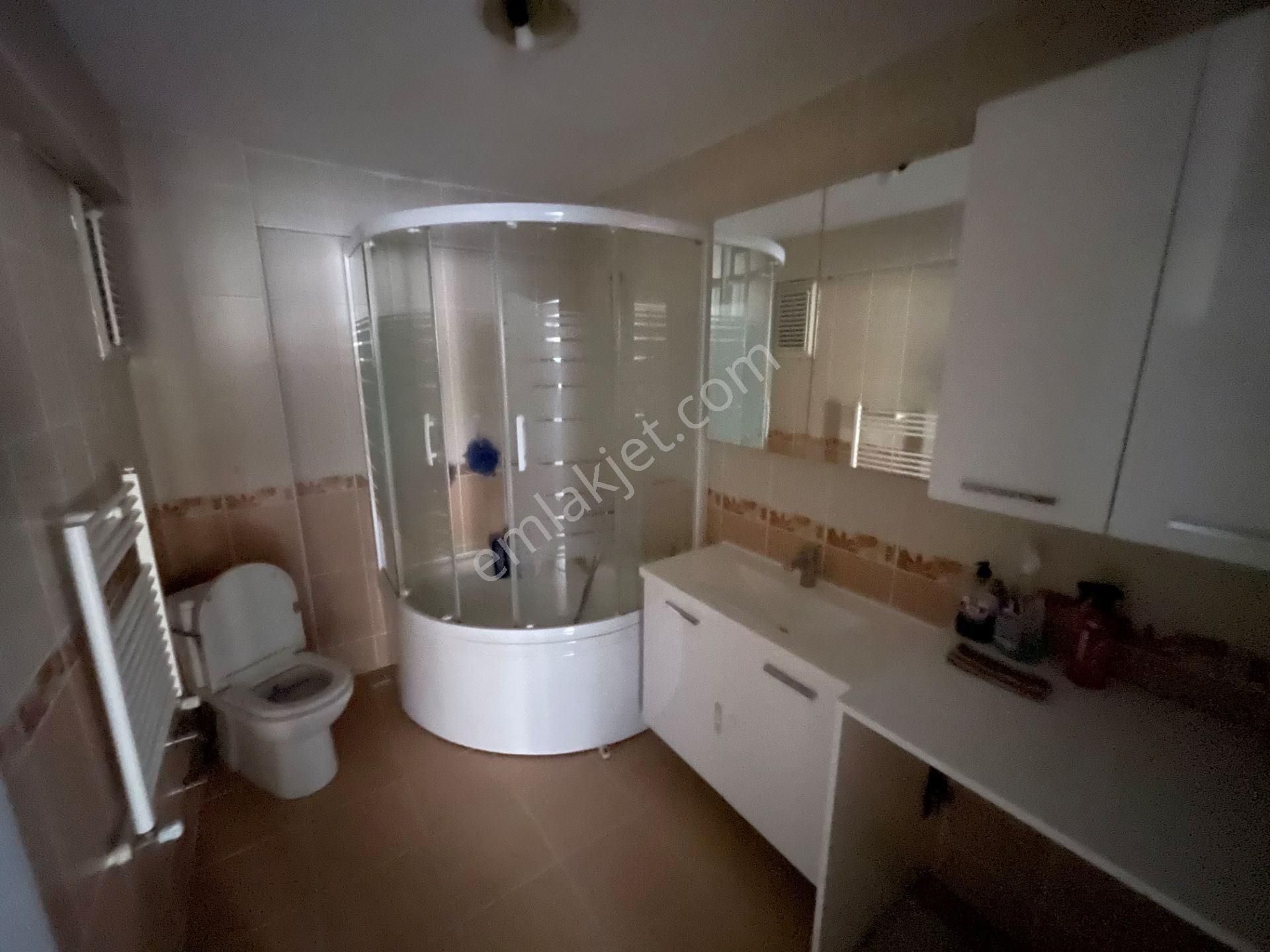 İnönü Mah.'de Okula, Toplu Taşımaya, Metroya, Üniversitelere Yakın, 2 Banyolu 3+1kiralık - Görsel 17