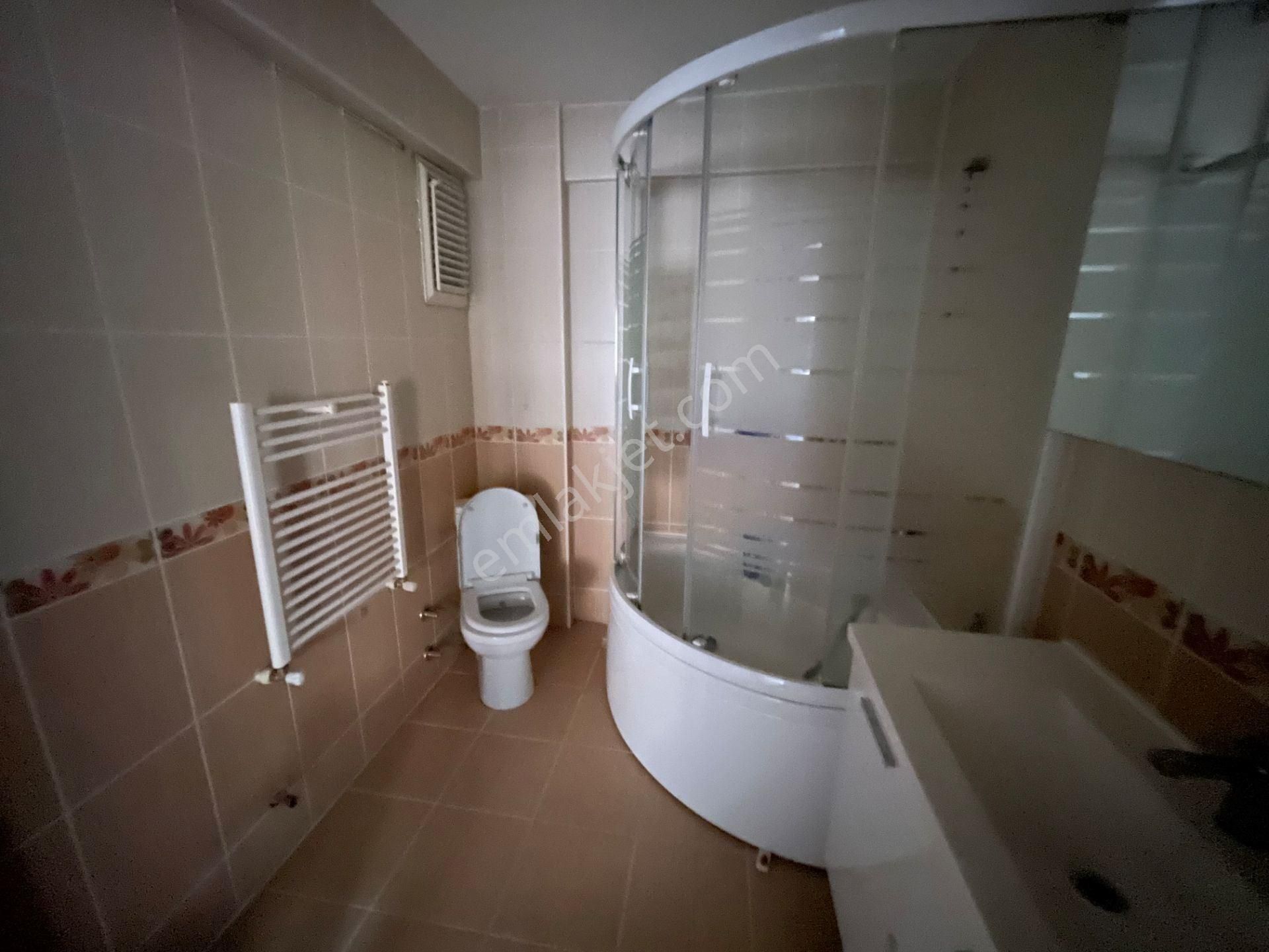 İnönü Mah.'de Okula, Toplu Taşımaya, Metroya, Üniversitelere Yakın, 2 Banyolu 3+1kiralık - Görsel 18