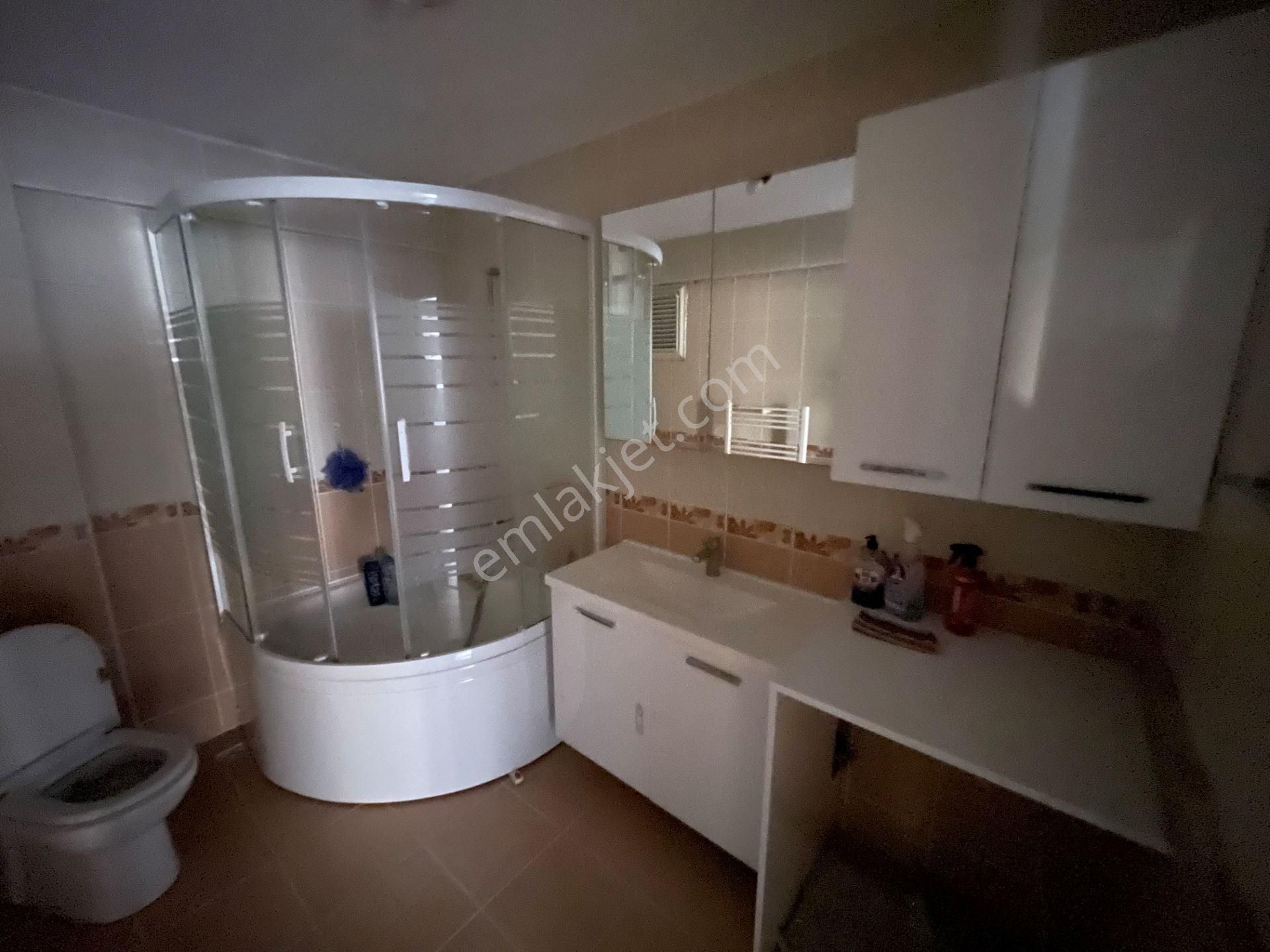 İnönü Mah.'de Okula, Toplu Taşımaya, Metroya, Üniversitelere Yakın, 2 Banyolu 3+1kiralık - Görsel 19