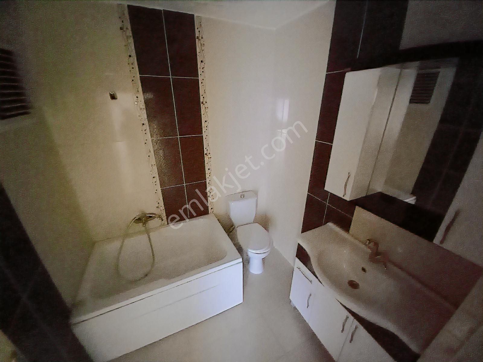 Elif Gayrimenkul Den Çok Güzel Konumda Kiralık Ara Kat 3+1 Daire - Görsel 20