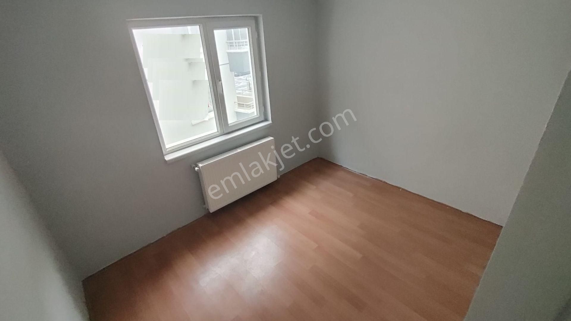 Atanora Vadiden Asansörlü Ara Kat Manzaralı Kapalı 2 Balkonlu Boş 3+1 - Görsel 9