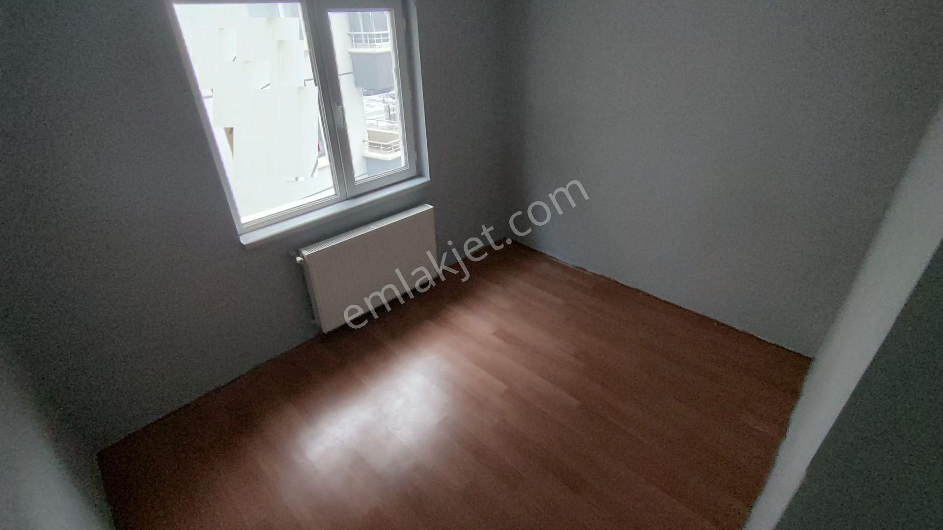 Atanora Vadiden Asansörlü Ara Kat Manzaralı Kapalı 2 Balkonlu Boş 3+1 - Görsel 15