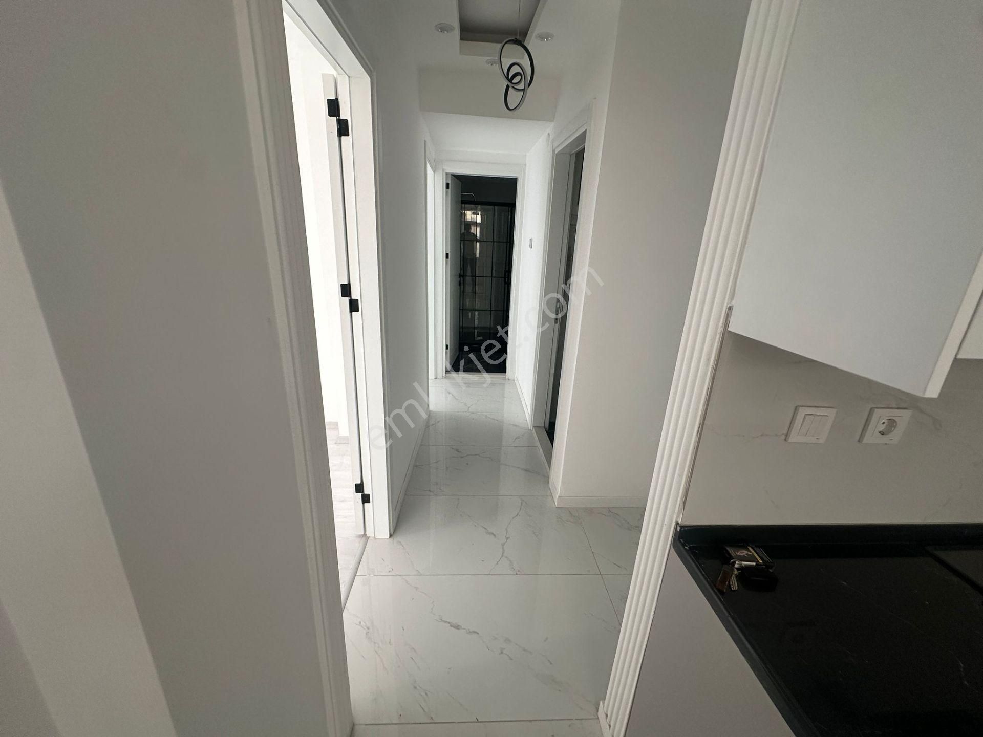 İzmir Buca Barış Mahallesi//vergidairesi Yakını.geniş Bahçeli//3+1//fulyapılı Satılık Daire - Görsel 7