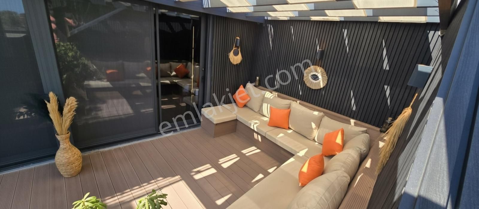 Cb Marina'dan Turunçta Panoramik Manzaralı Satılık Eşyalı Daire - Görsel 8