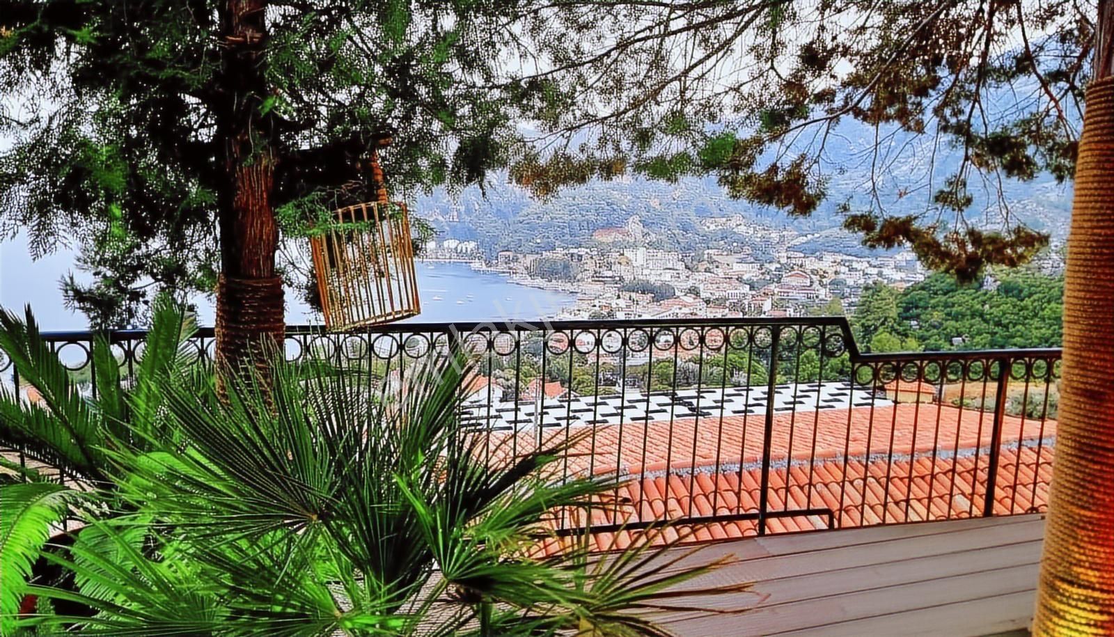 Cb Marina'dan Turunçta Panoramik Manzaralı Satılık Eşyalı Daire - Görsel 17