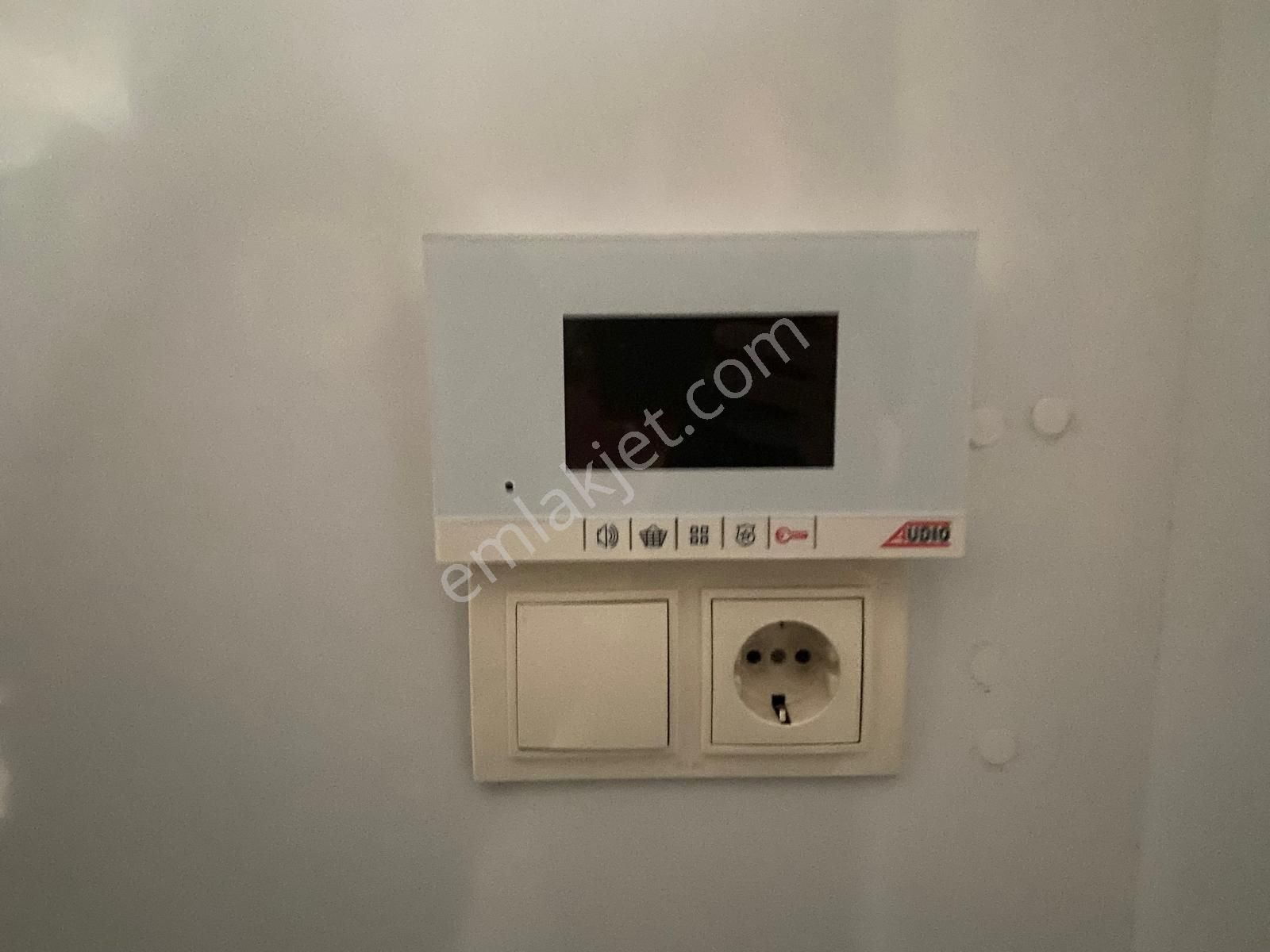 Osmangazi Muradiye Cadde Üstünde 15 Yıllık 2+1 Kiralık Daire - Görsel 18