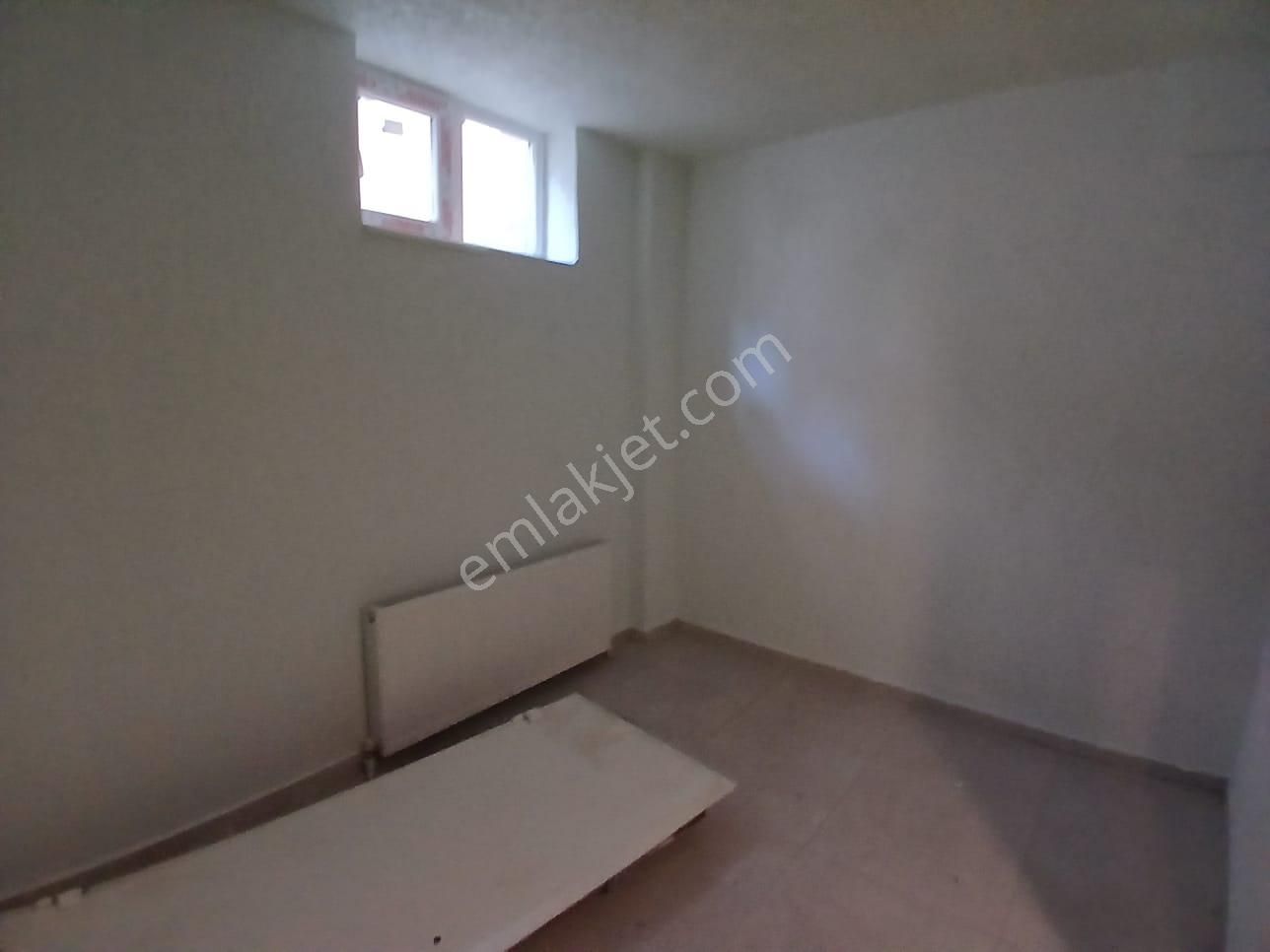 Naturel Emlaktan Altınşehir Mahallesin De 2+0 Geniş Daire - Görsel 5