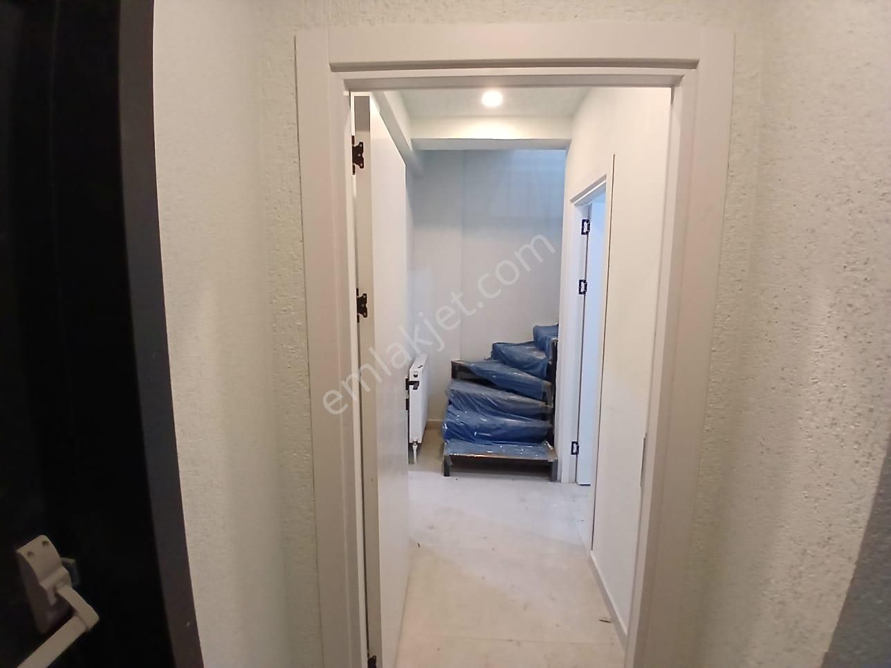 Naturel Emlaktan Altınşehir Mahallesin De 2+0 Geniş Daire - Görsel 6