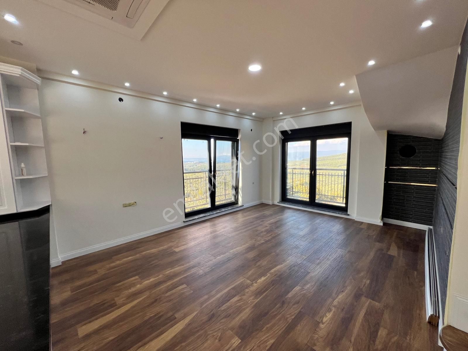 Bursa Mudanya Göynüklü'de Deniz Manzaralı Satılık Villa Ve Arazi - Görsel 13