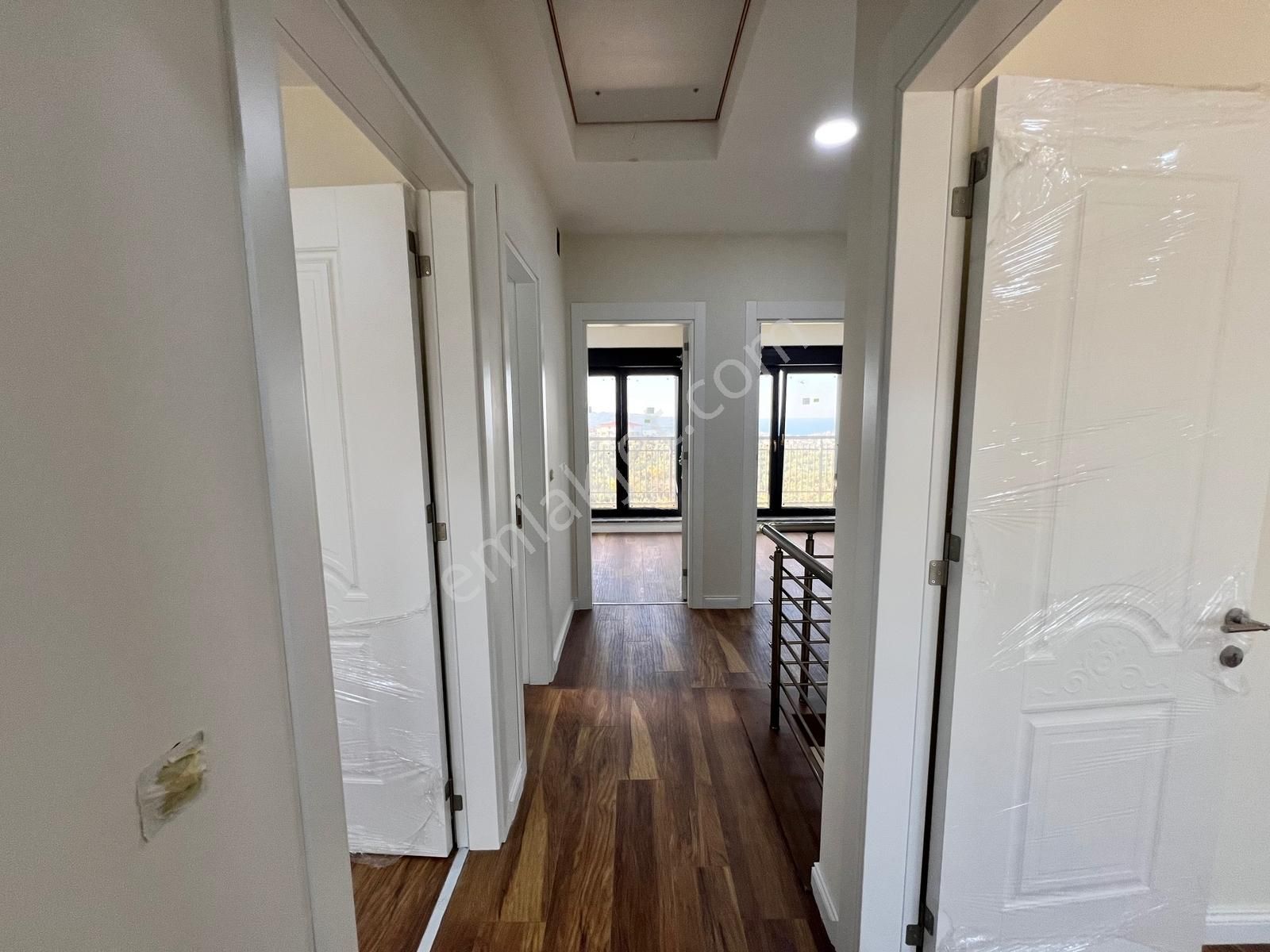 Bursa Mudanya Göynüklü'de Deniz Manzaralı Satılık Villa Ve Arazi - Görsel 6