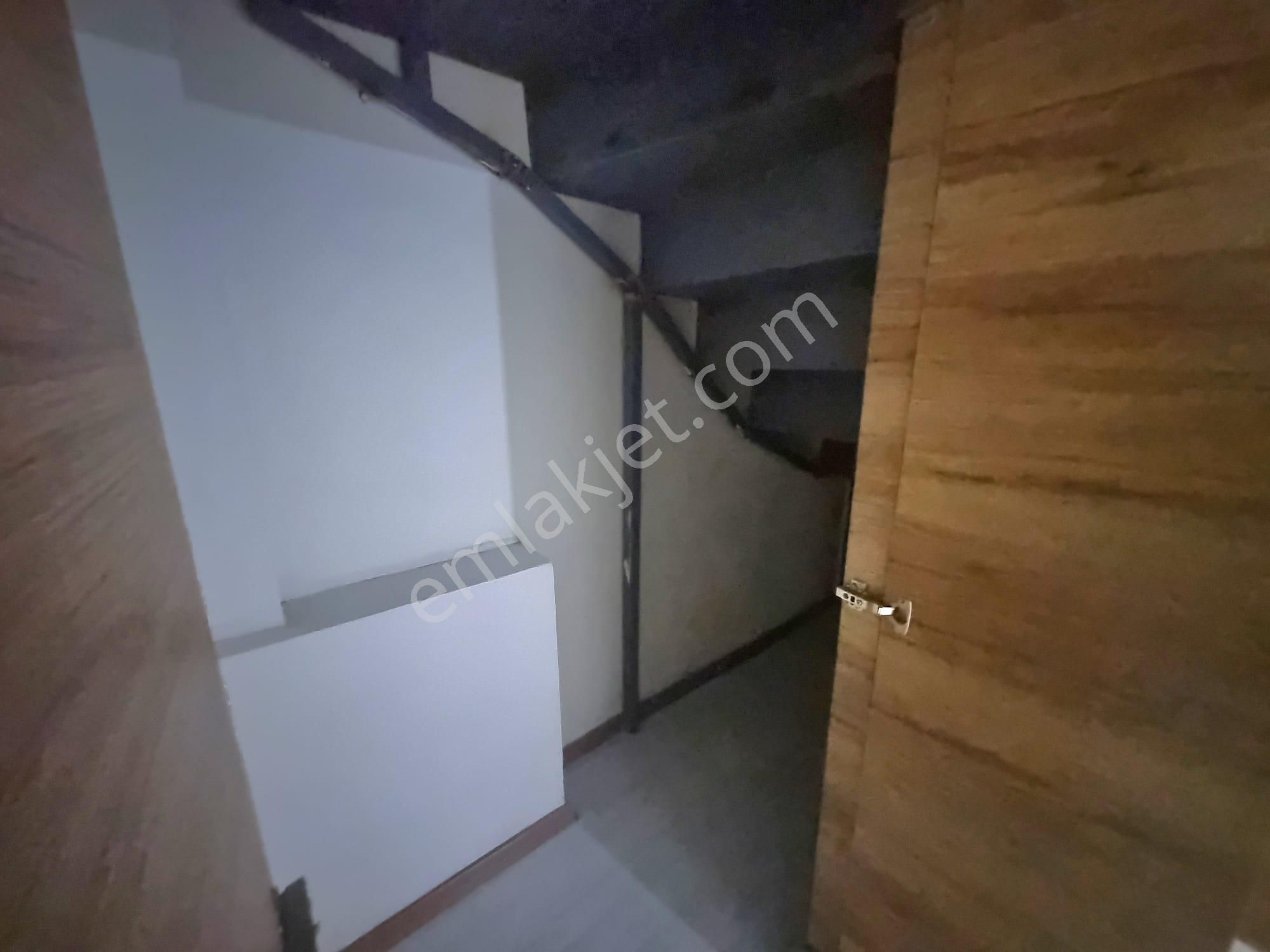 Afyon Güvenevler Mahallesi Dublex Satılık Daire - Görsel 15