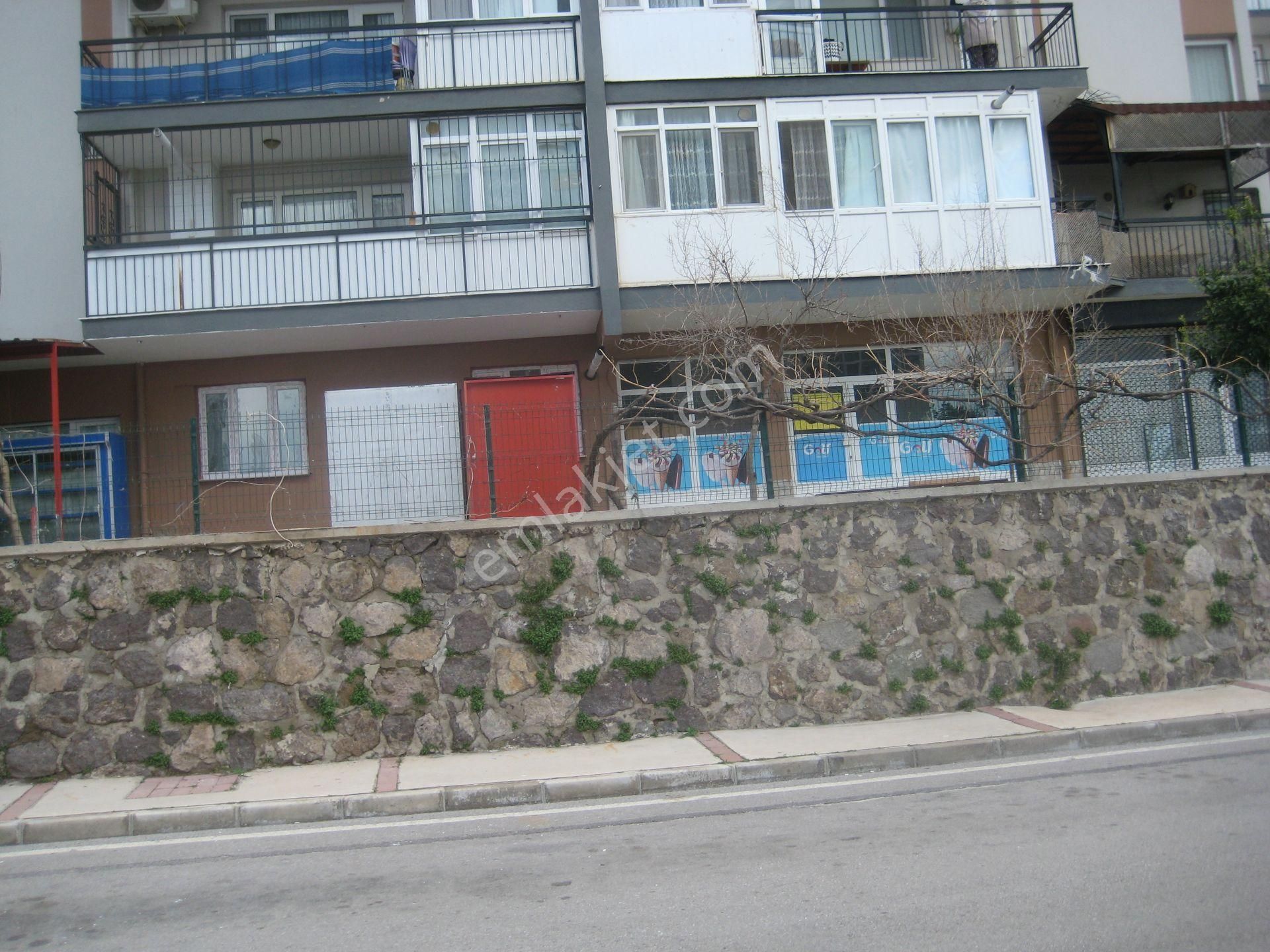 Menemen Koyunderede Site İçinde Satılık Tadilatlı 2+1 Daire - Görsel 12