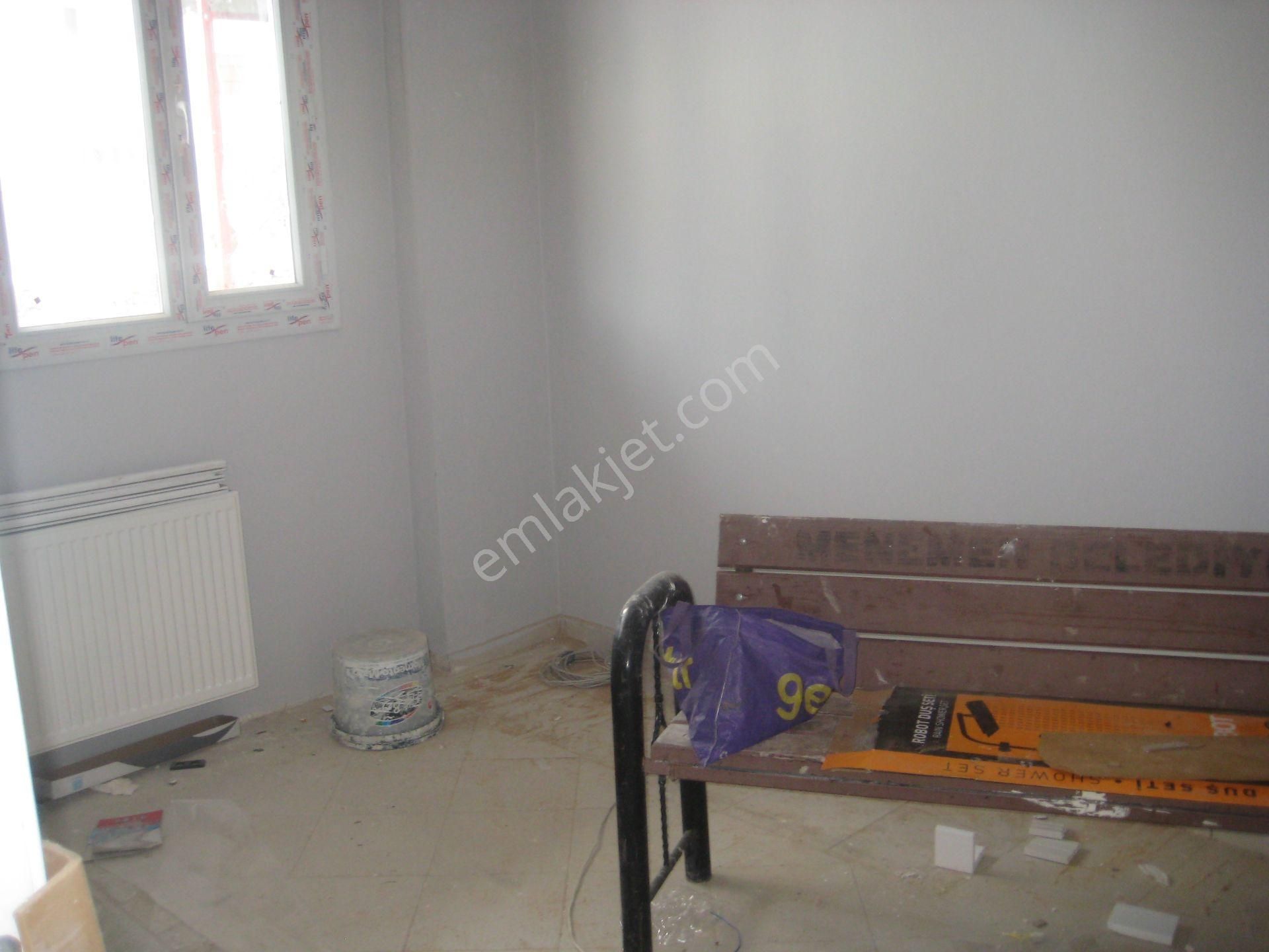 Menemen Koyunderede Site İçinde Satılık Tadilatlı 2+1 Daire - Görsel 5