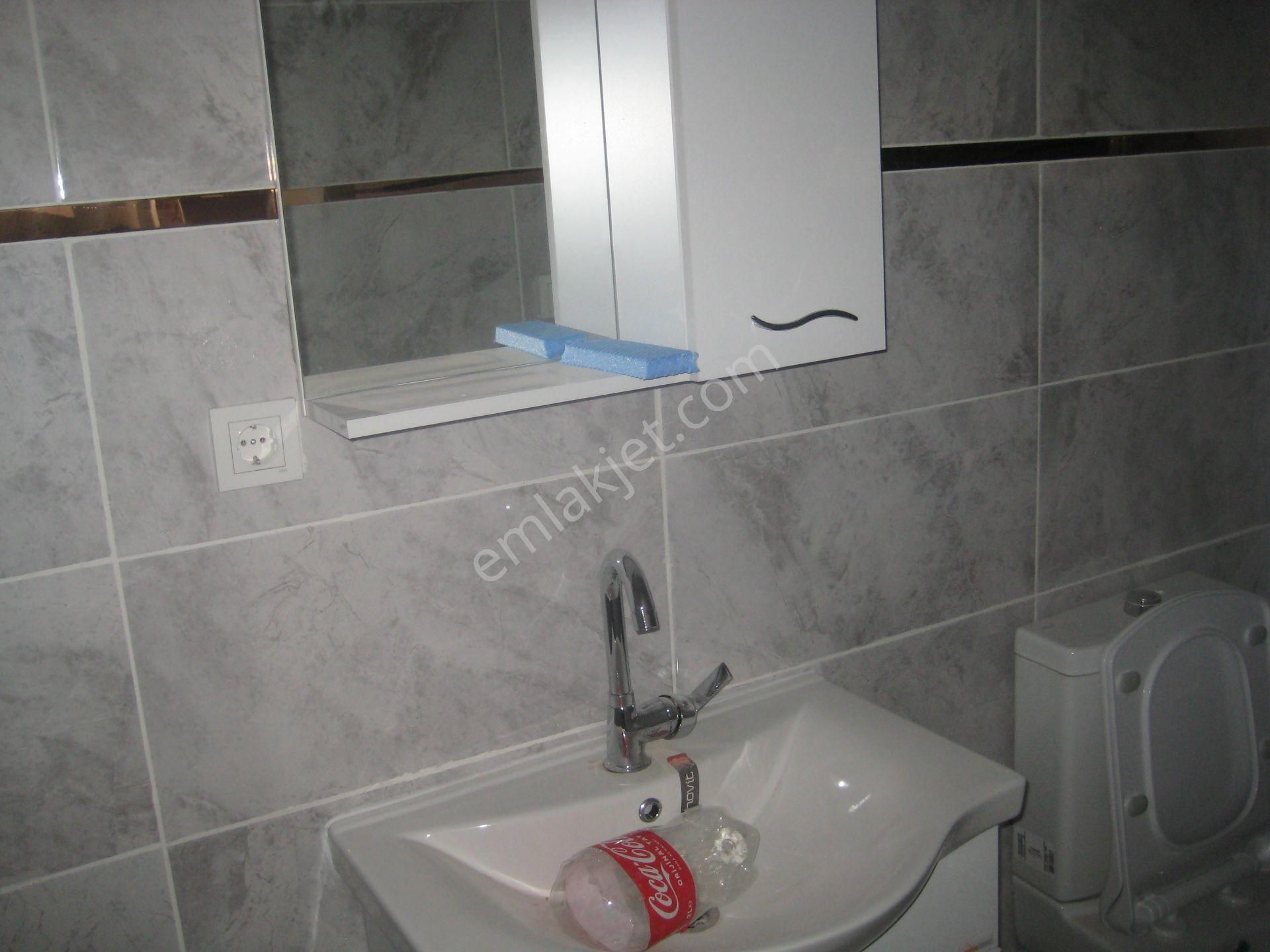 Menemen Koyunderede Site İçinde Satılık Tadilatlı 2+1 Daire - Görsel 2