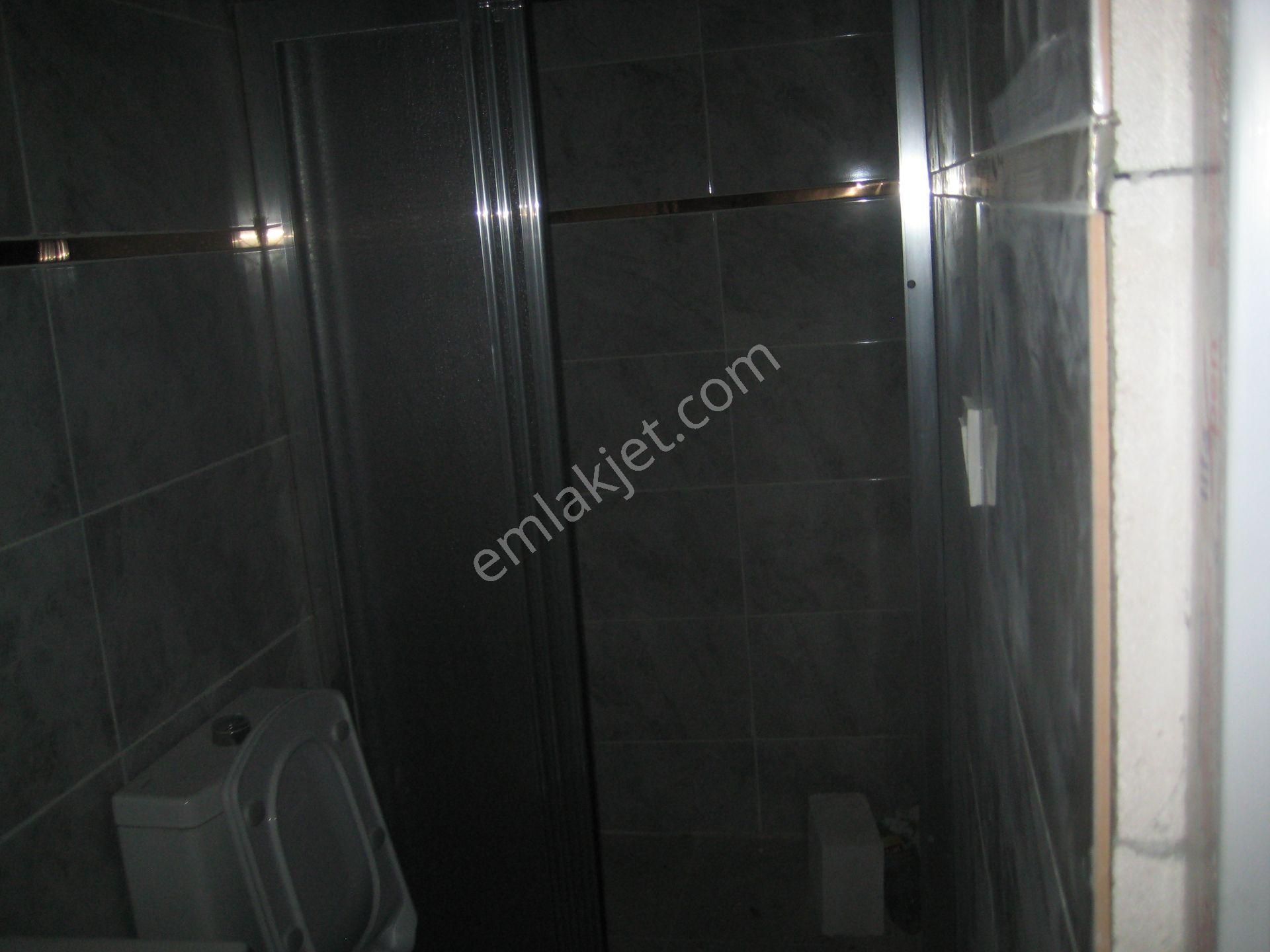 Menemen Koyunderede Site İçinde Satılık Tadilatlı 2+1 Daire - Görsel 3