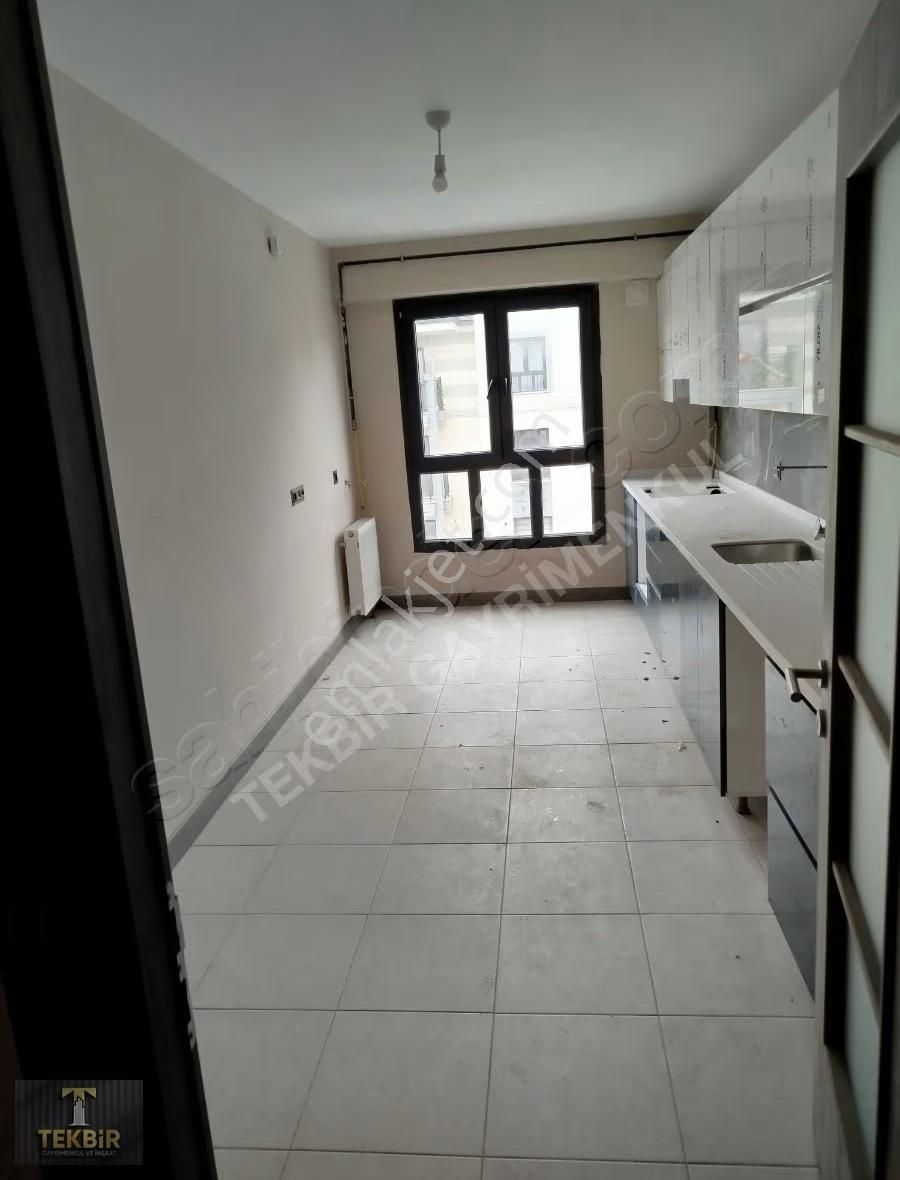 Tekbir Emlak Esenler 15 Temmuz Mahallesi'nde 3+1 Satılık Daire