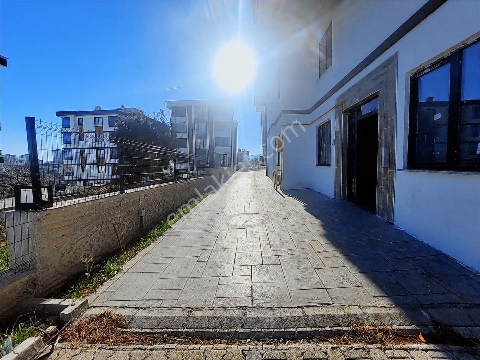 Dere Gayrimenkul Dilek'ten Fırsat 2+1 Satılık Daire - Görsel 34