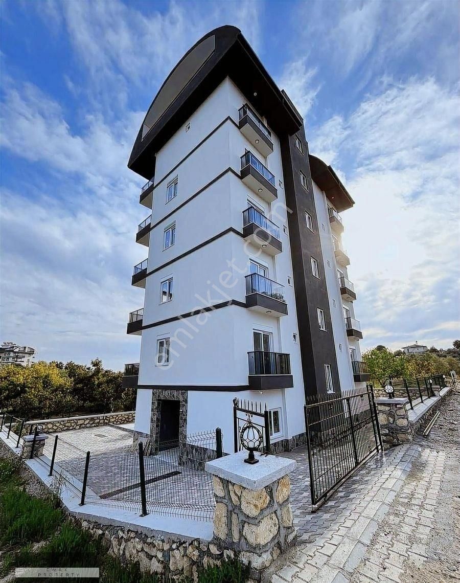 Ewax Property Den Satılık İskanlı 2 + 1 Daire