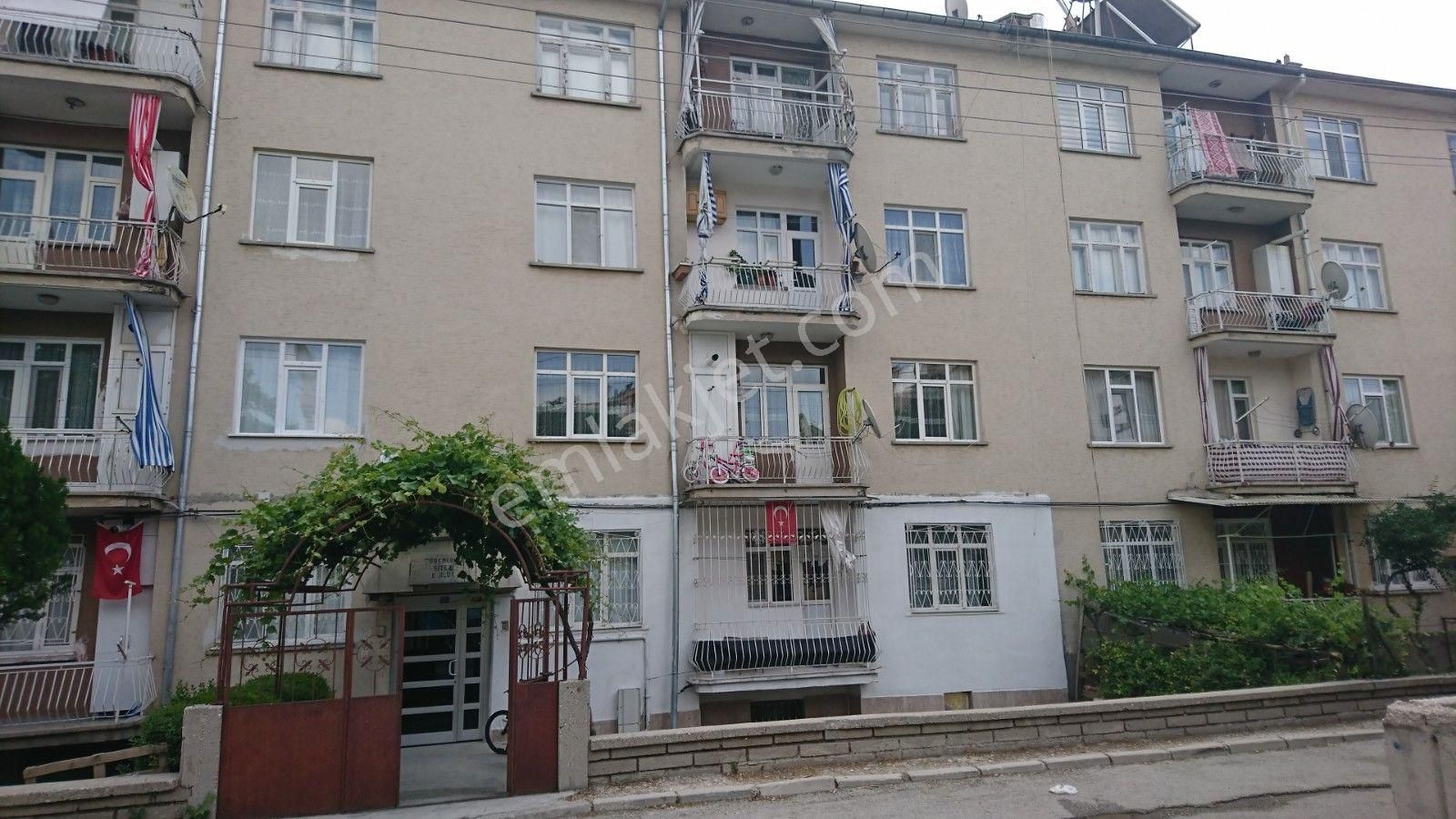 Malazgirt Mh Türkmenler Sitesi 2+1 Ara Kat Kiralık Daire