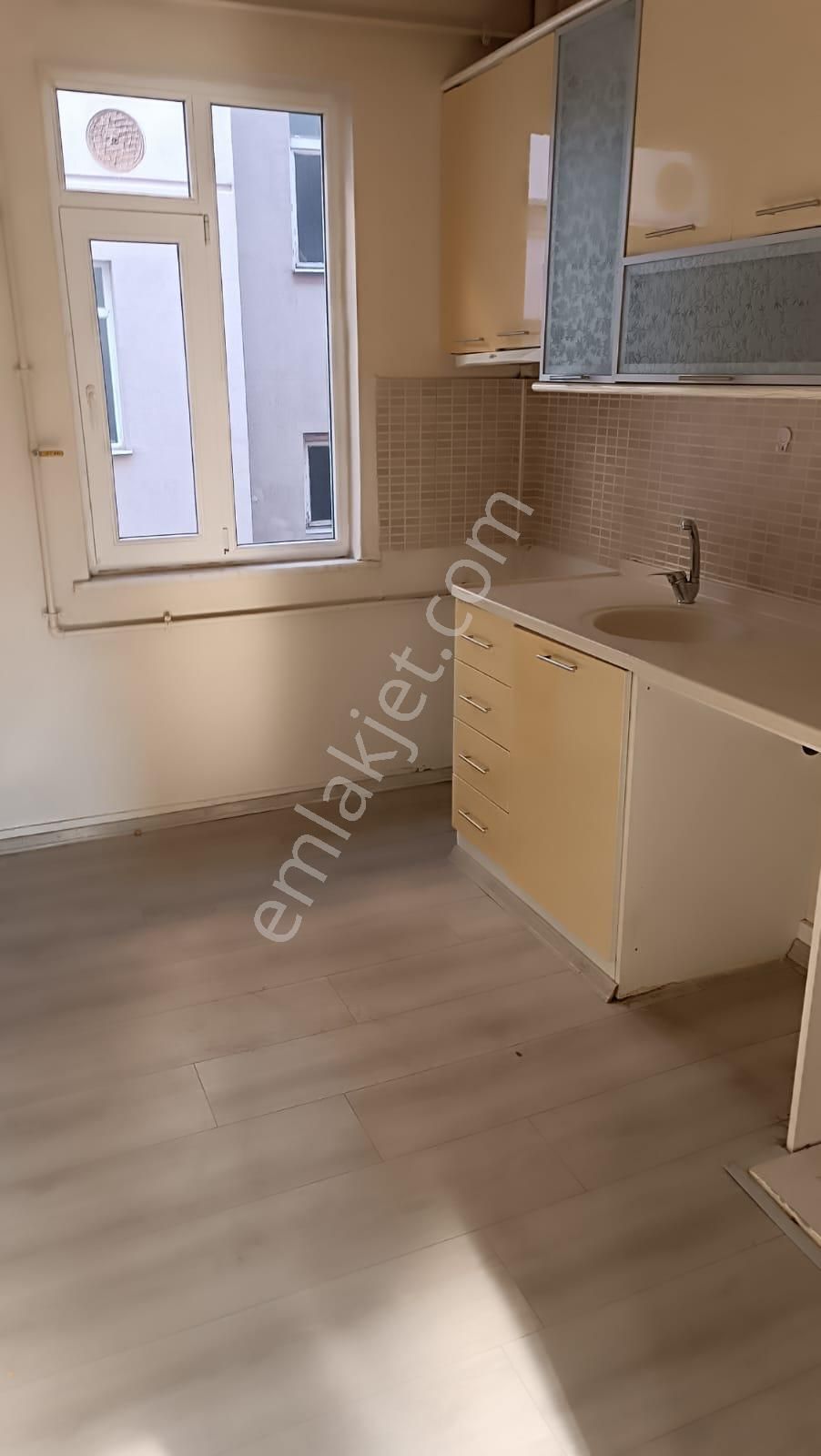 Malazgirt Mh Türkmenler Sitesi 2+1 Ara Kat Kiralık Daire - Görsel 8