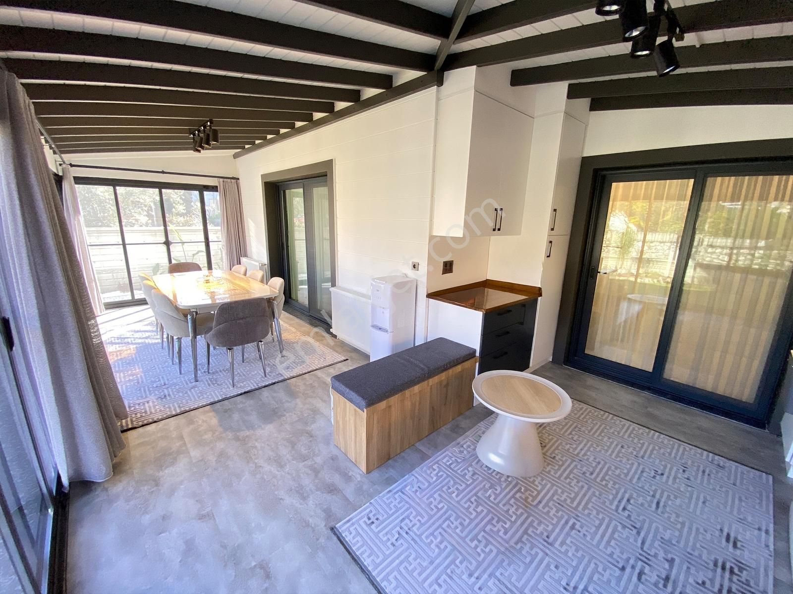 Ata'dan Yüksek İnşaat Kalitesine Sahip Şık Eşyalı Müstakil Villa - Görsel 27