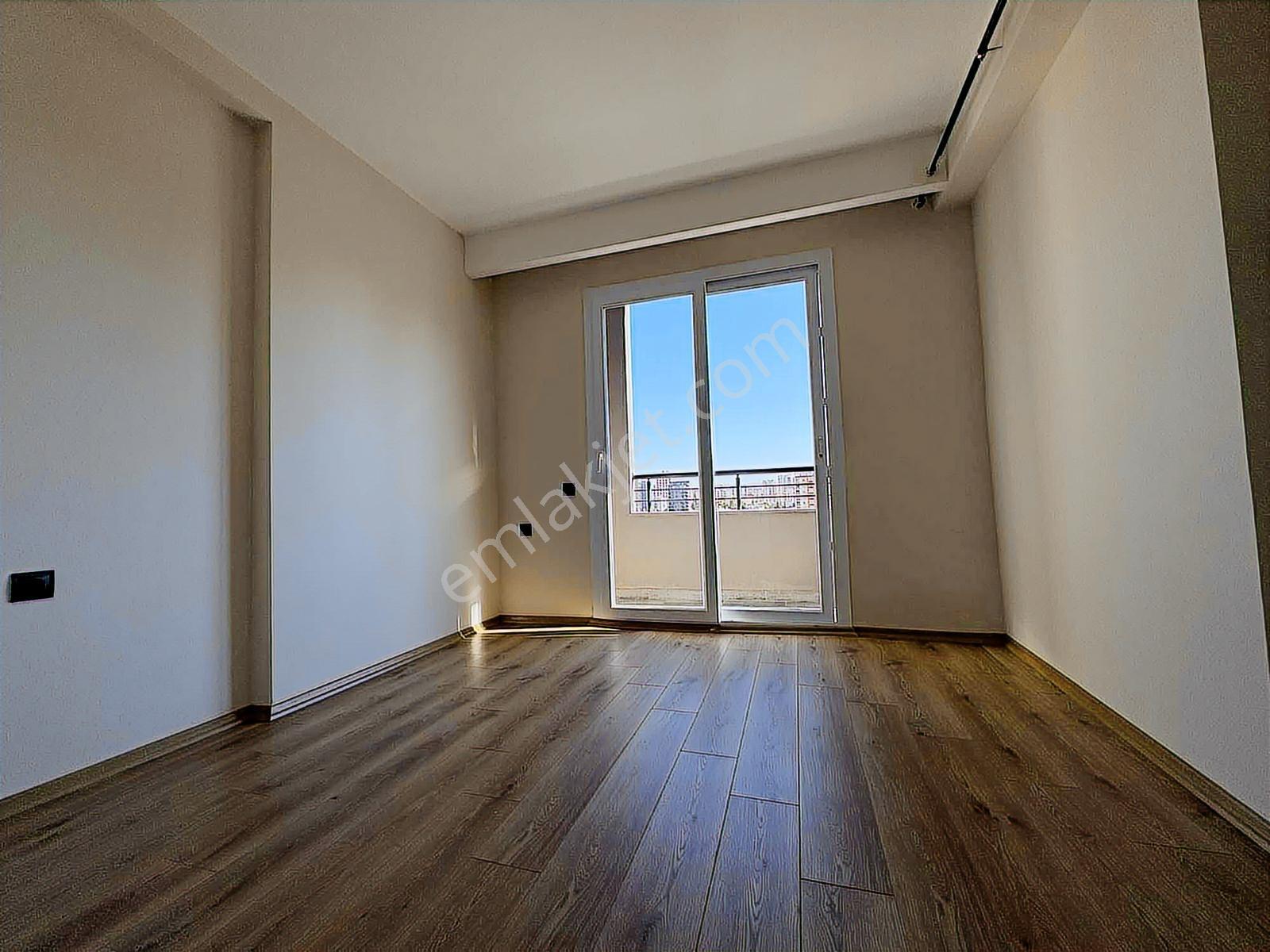 New Form'dan Çiftlikköy De Geniş 1+1 Eşyasız Kiralık Daire - Görsel 9