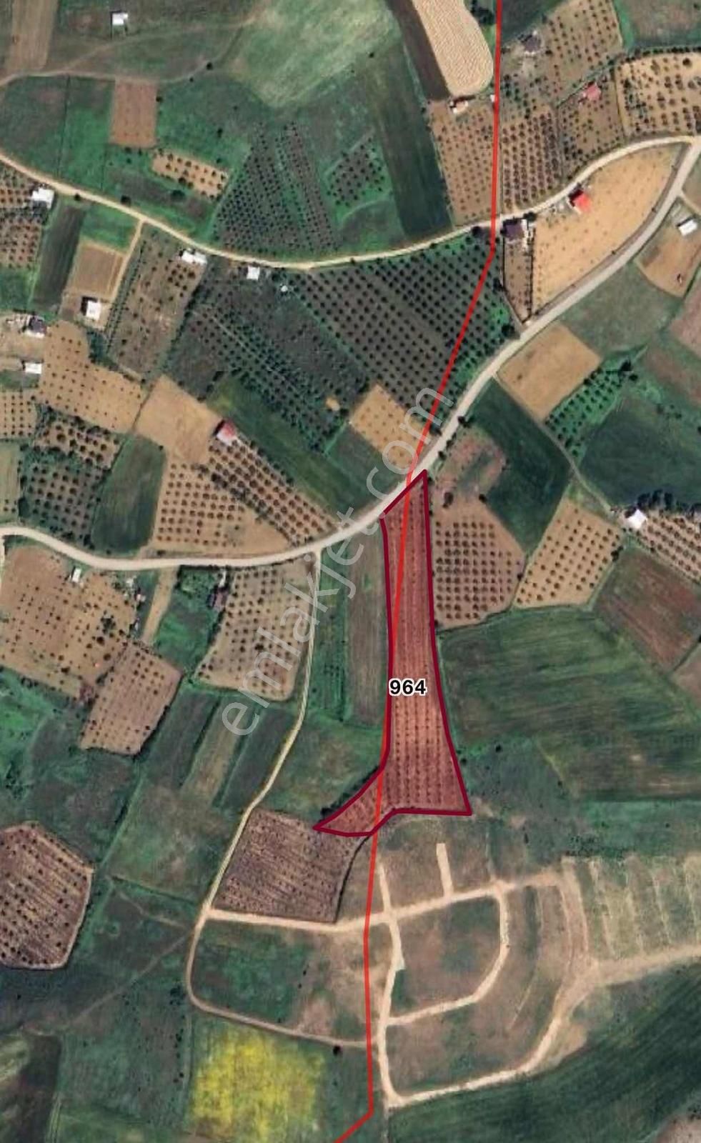 Yola Cephe 8.350m2 Fırsat Arazi.